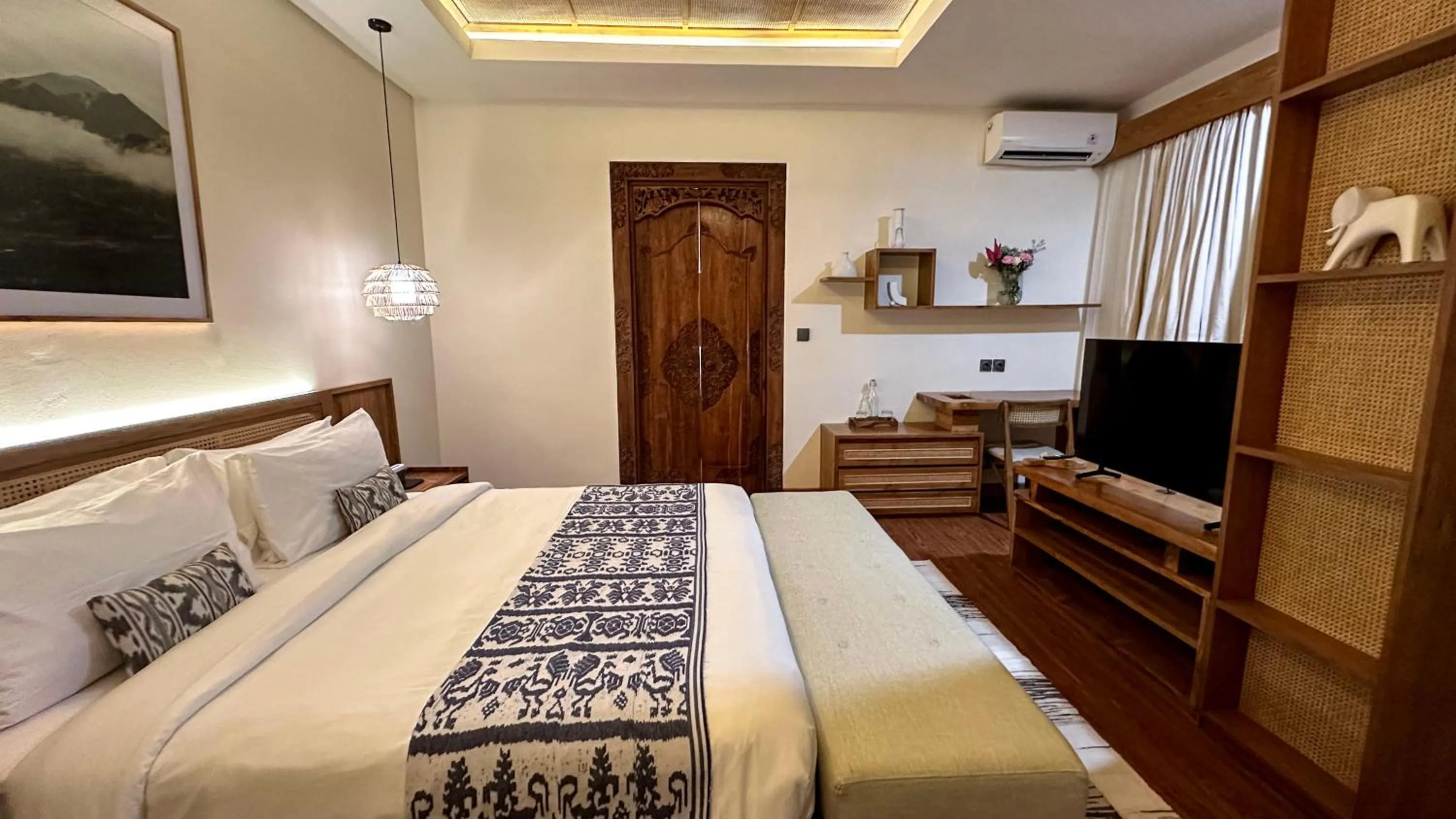 Bed in Leafy Home Canggu