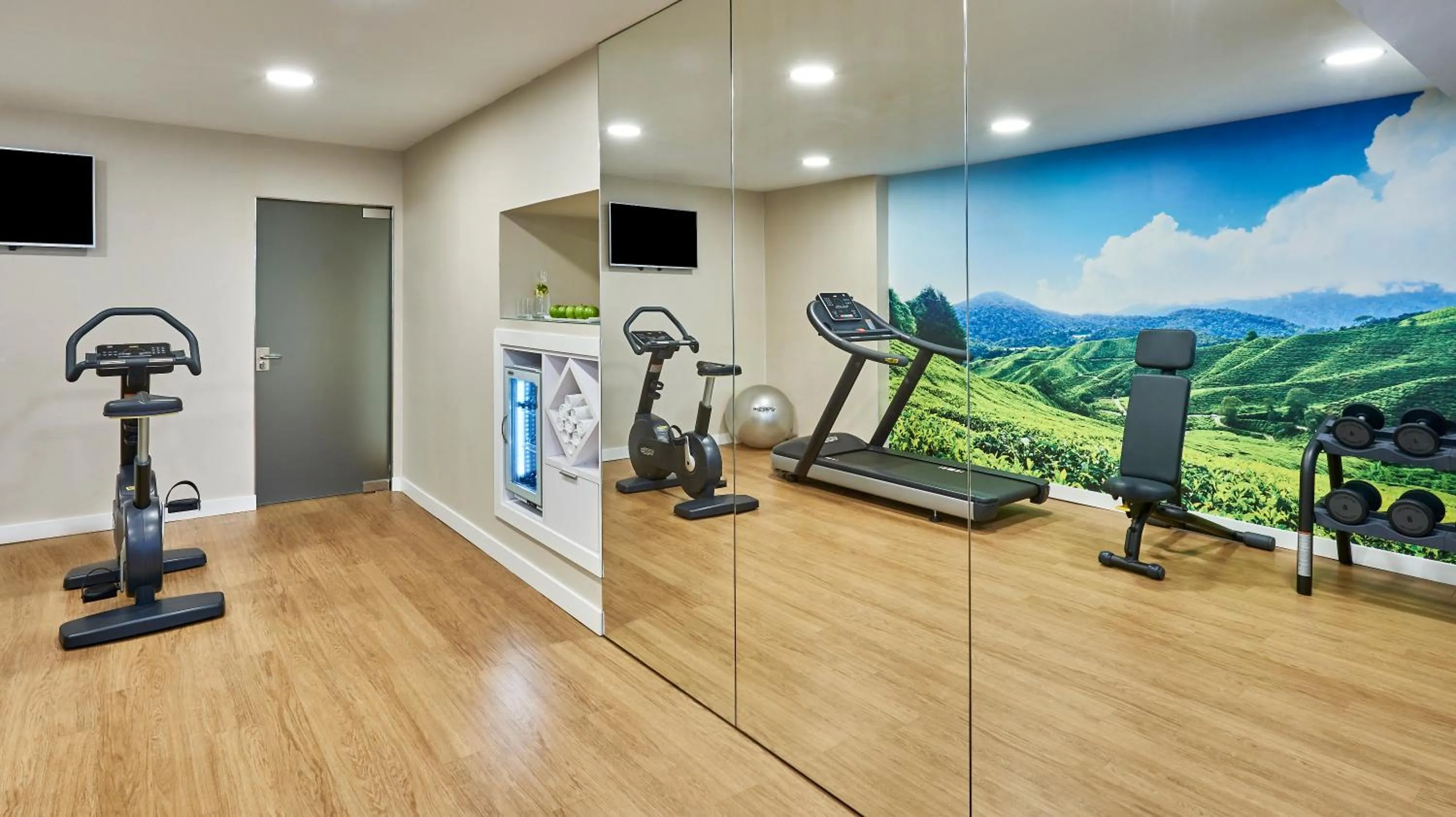 Fitness centre/facilities in NH Ciutat de Reus