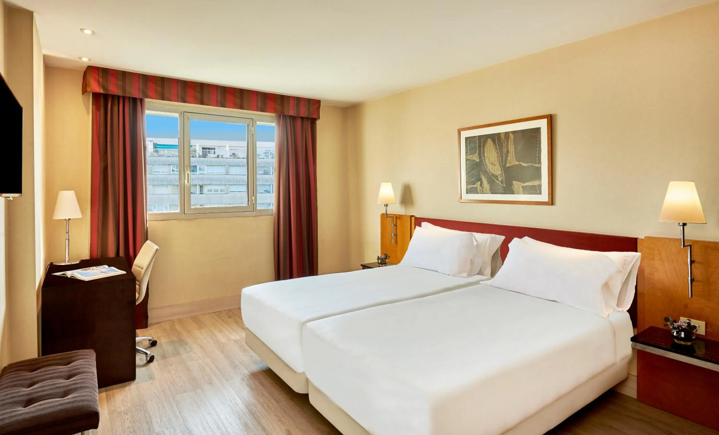 Bedroom, Bed in NH Ciutat de Reus