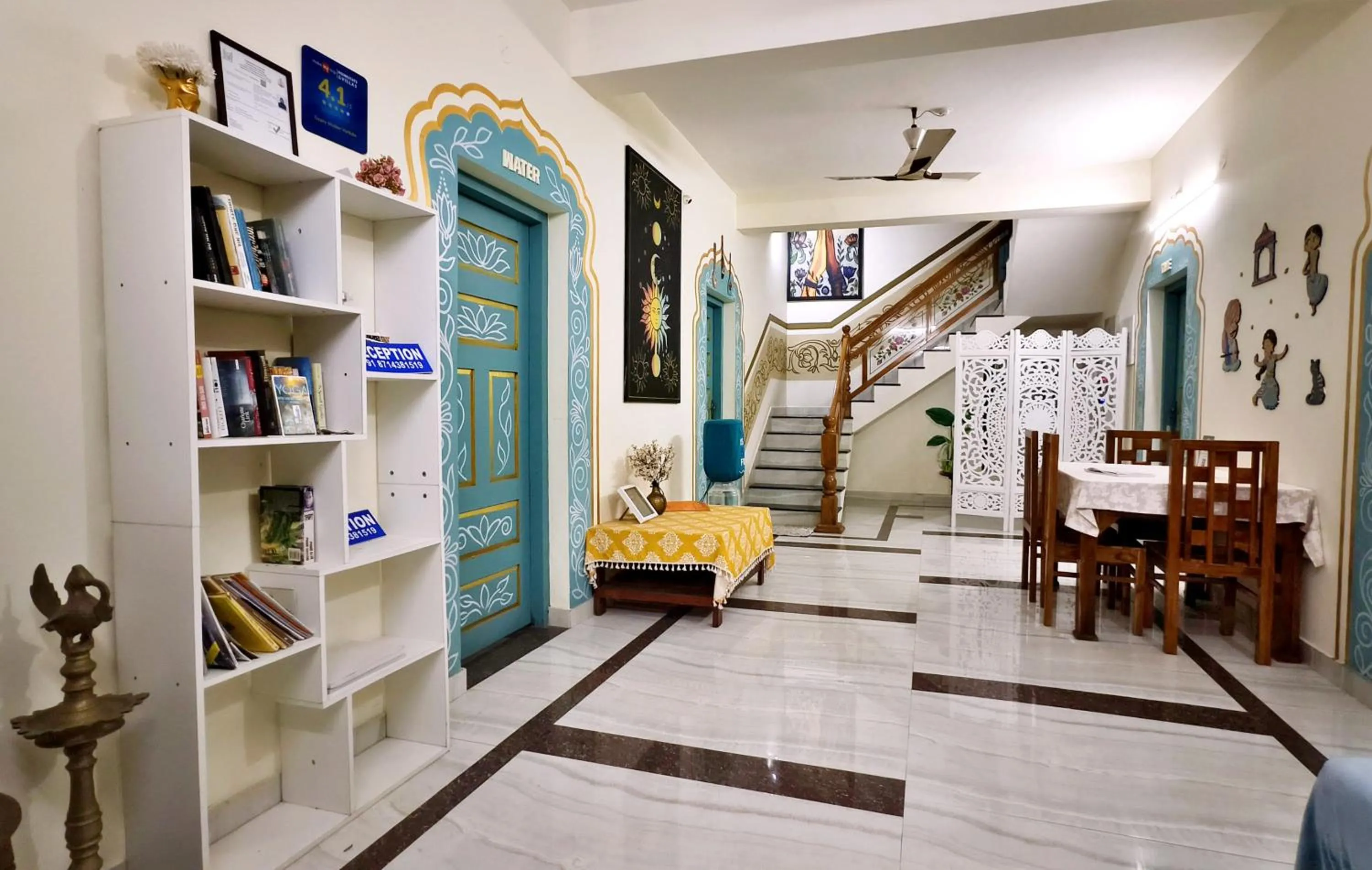 Lobby or reception in Gypsy Walker