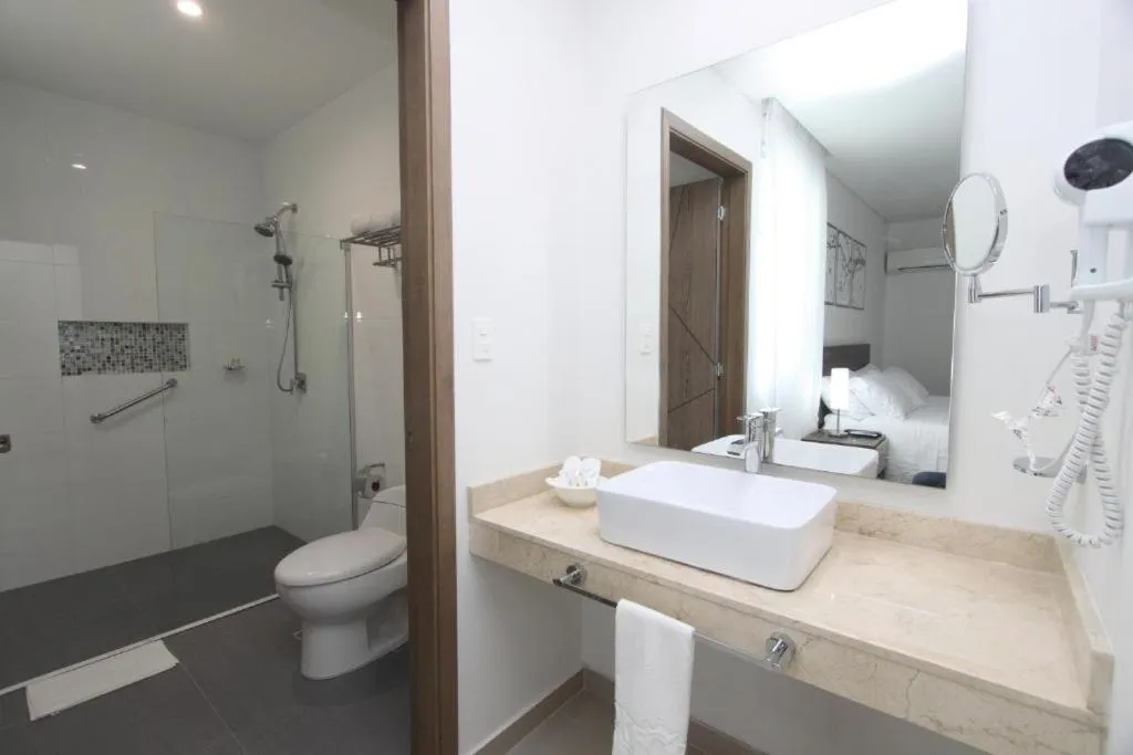 Shower in Hotel Oxford Barranquilla