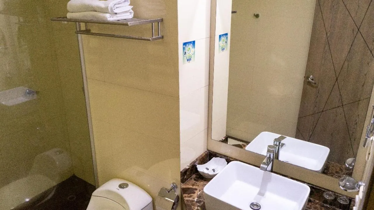 Shower in Hotel Oxford Barranquilla