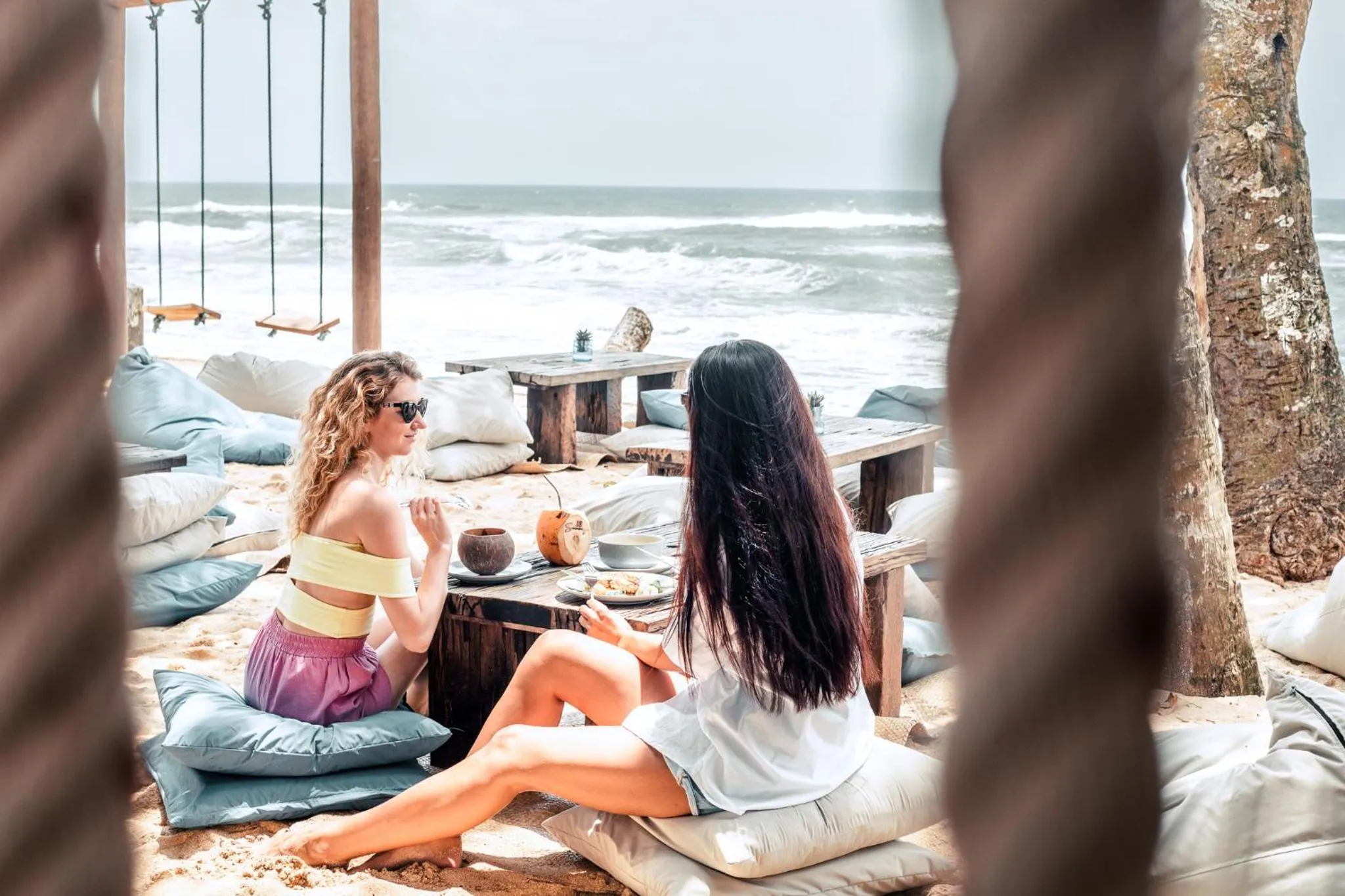 People in Moi Talpe by DBI