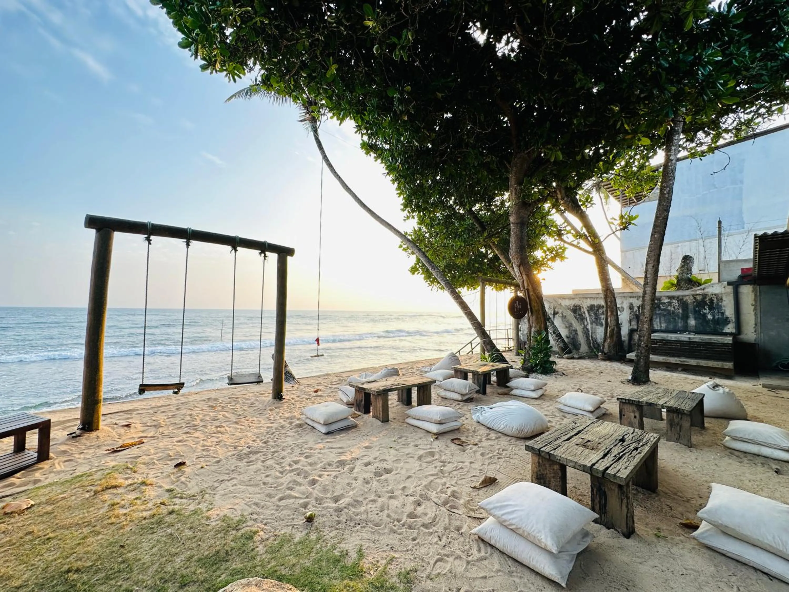 Day in Moi Talpe by DBI