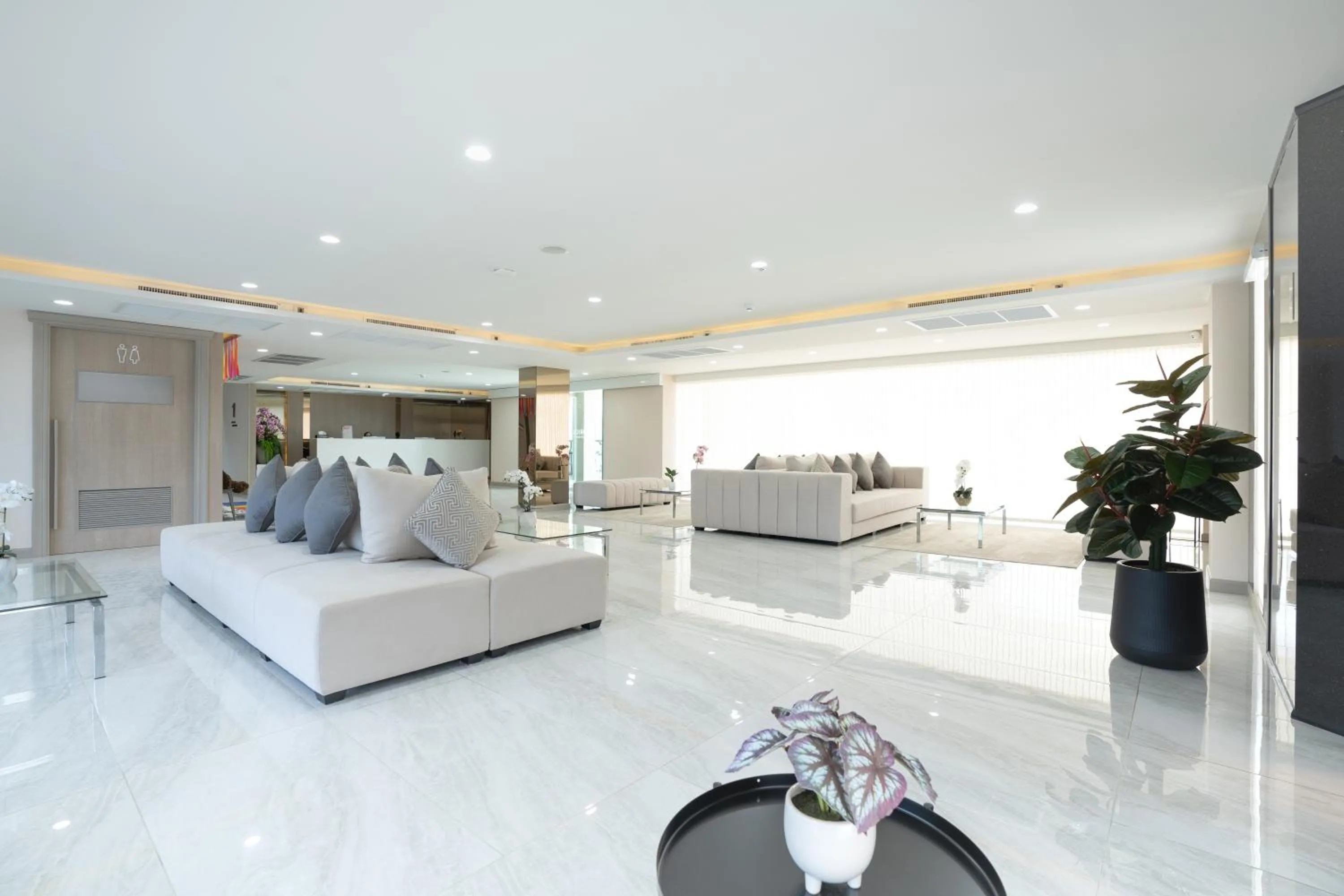 Lobby or reception, Bed in Oriole Residence - Suvarnabhumi Airport