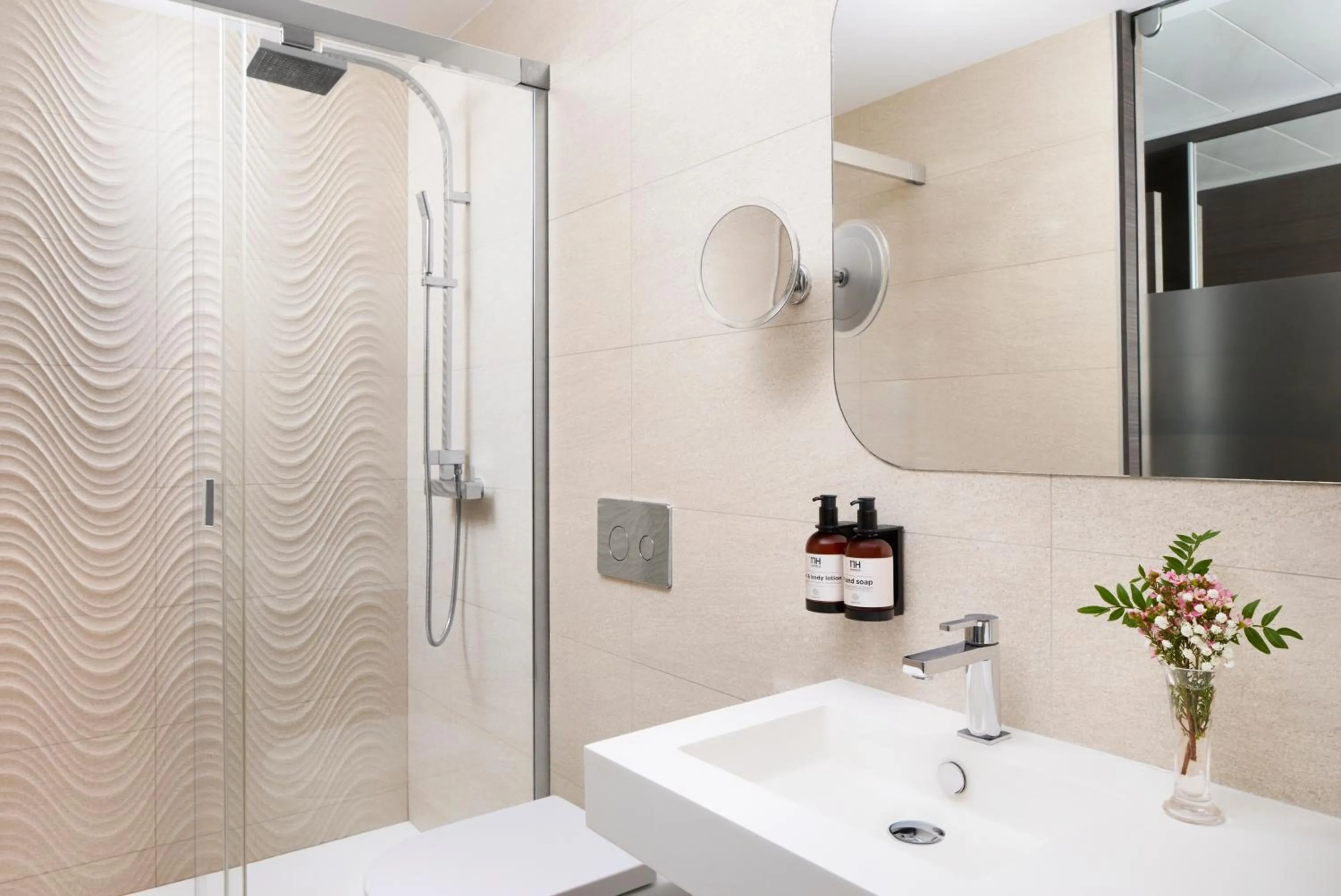 Bathroom in NH Castellón Mindoro