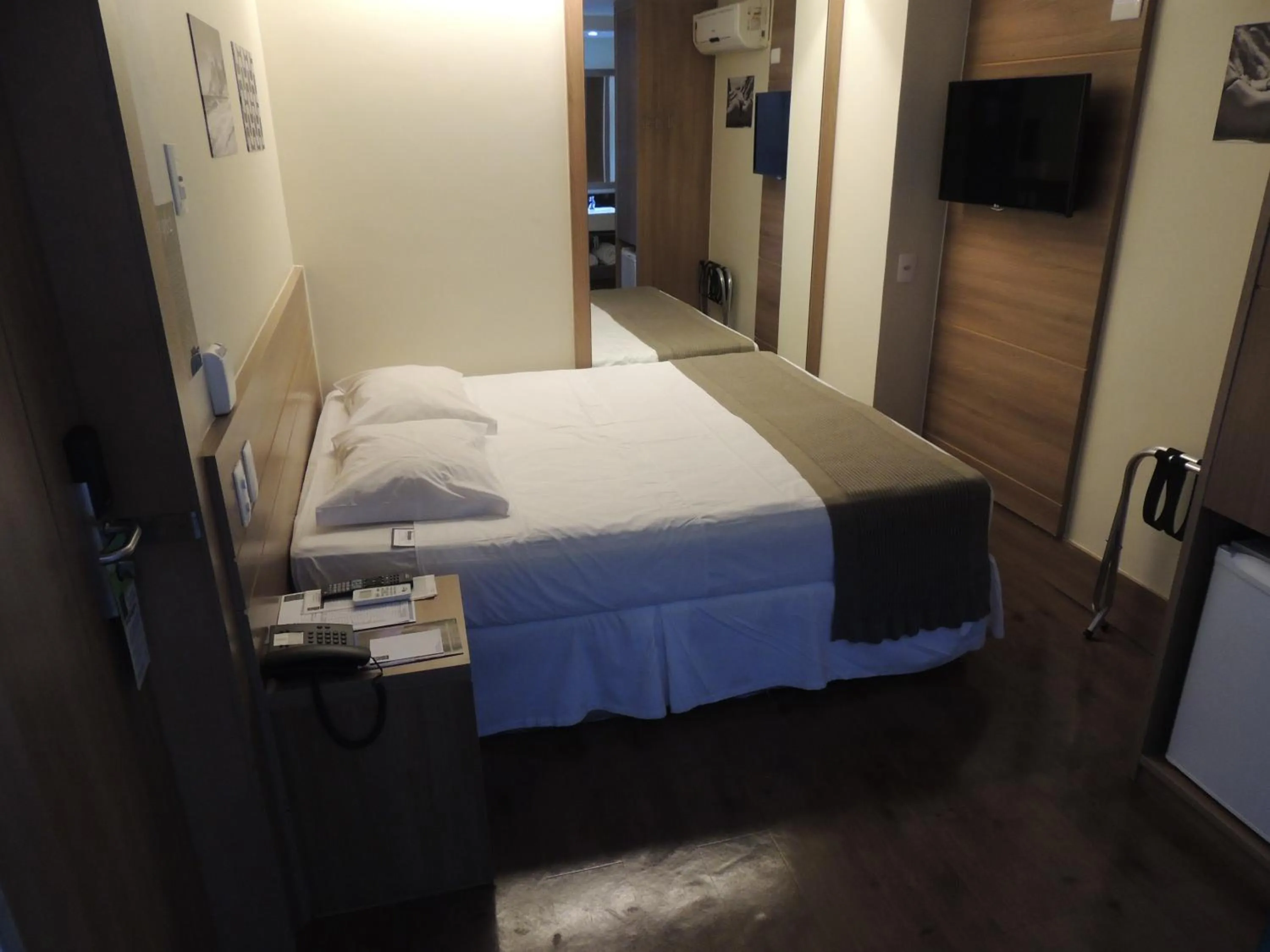 Photo of the whole room, Bed in Samba Rio 1900