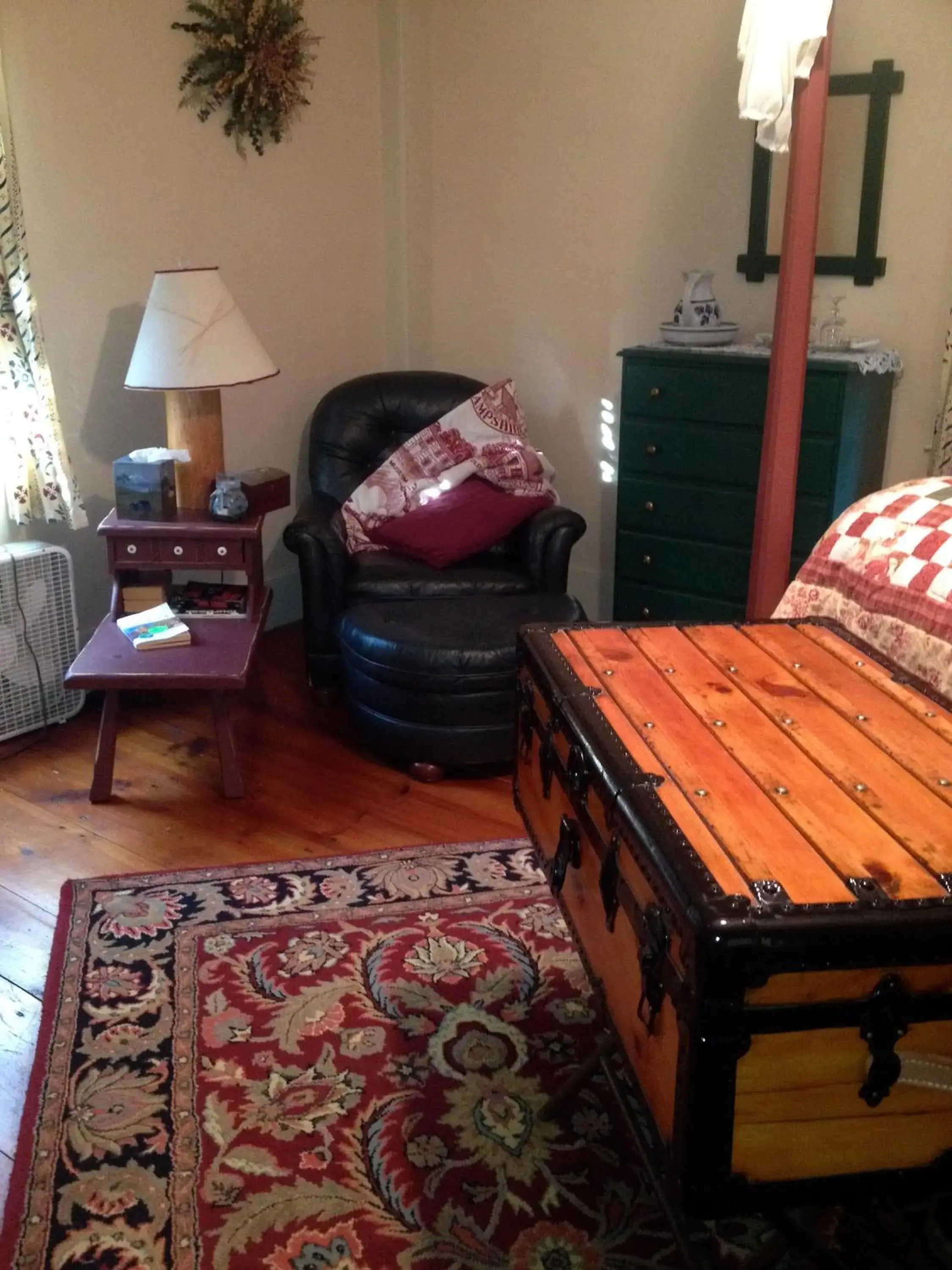 Double Room with Private External Bathroom in Stephen Clay Homestead Bed and Breakfast Double Room with Private External Bathroom in Stephen Clay Homestead Bed and Breakfast