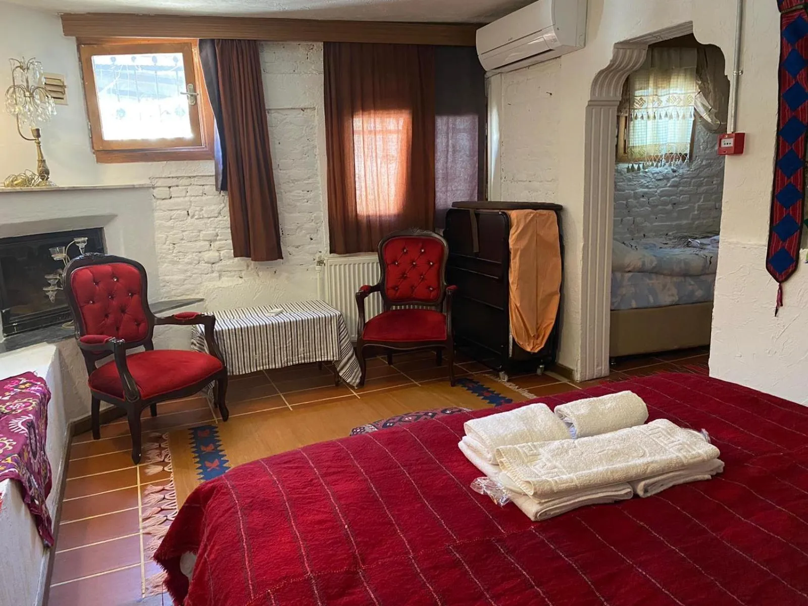 Bed in Şirince Lotus Konakları