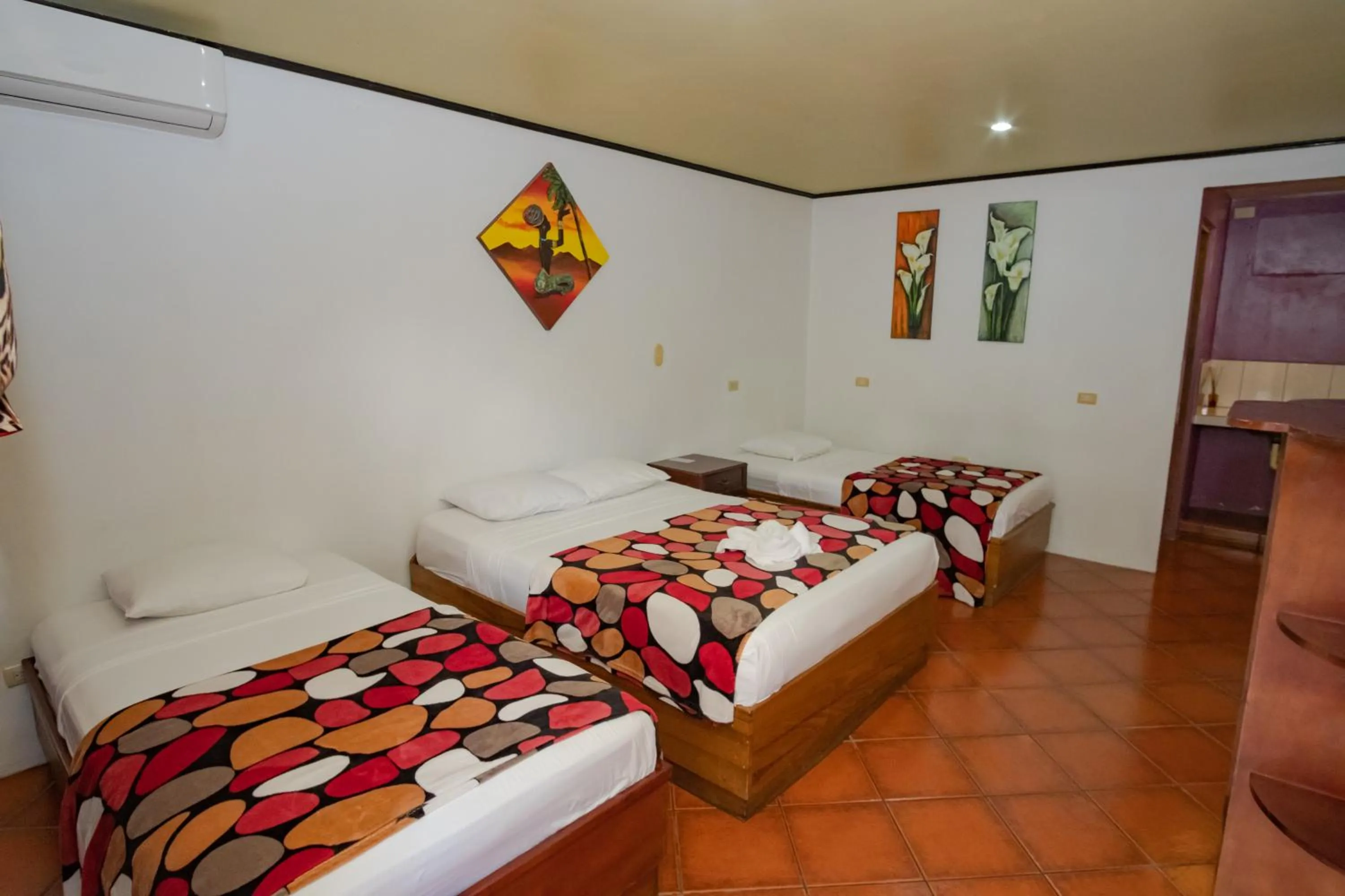 Bedroom, Bed in Hotel Sierra Arenal
