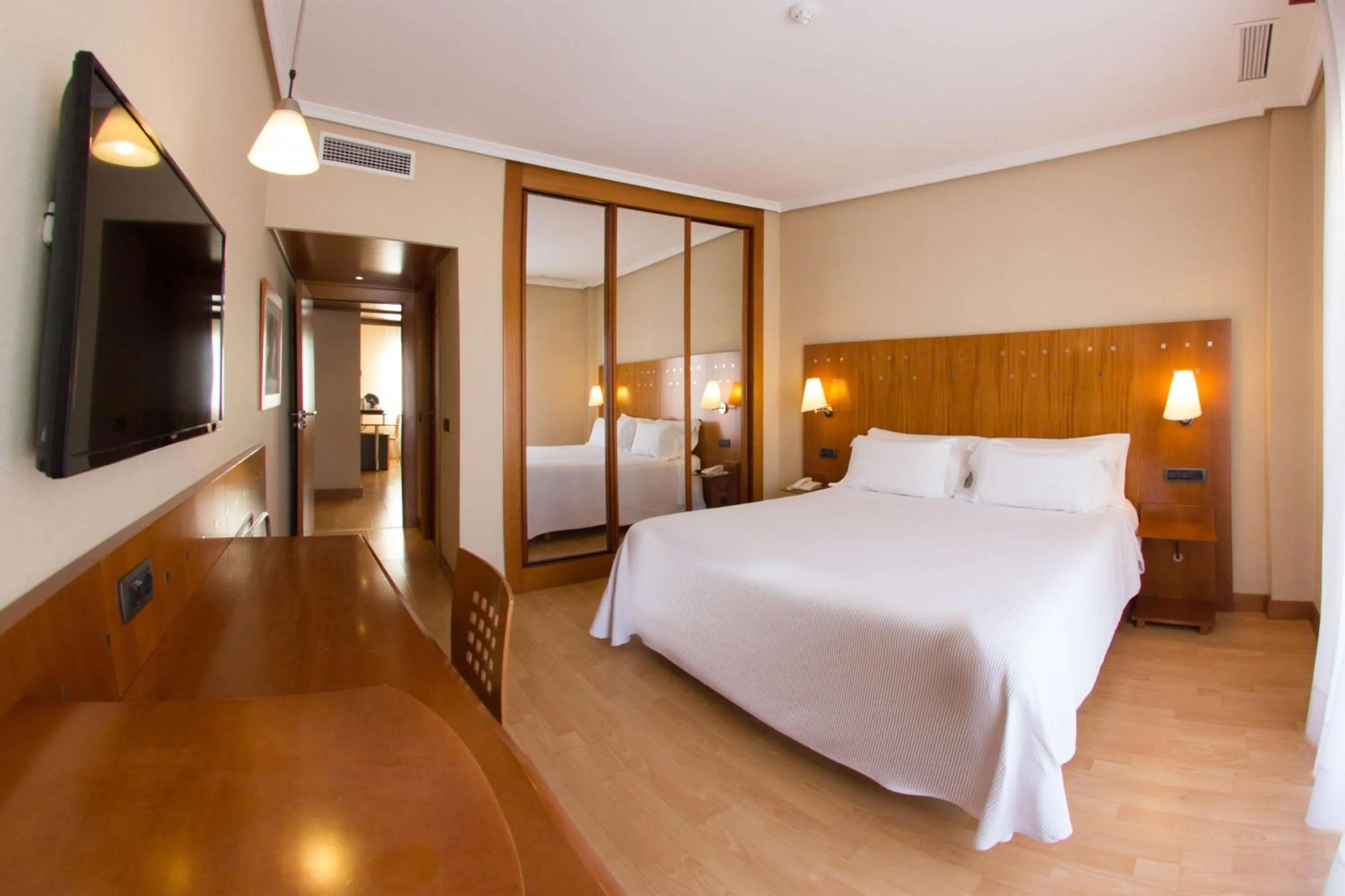 Photo of the whole room, Bed in NH San Pedro de Alcántara