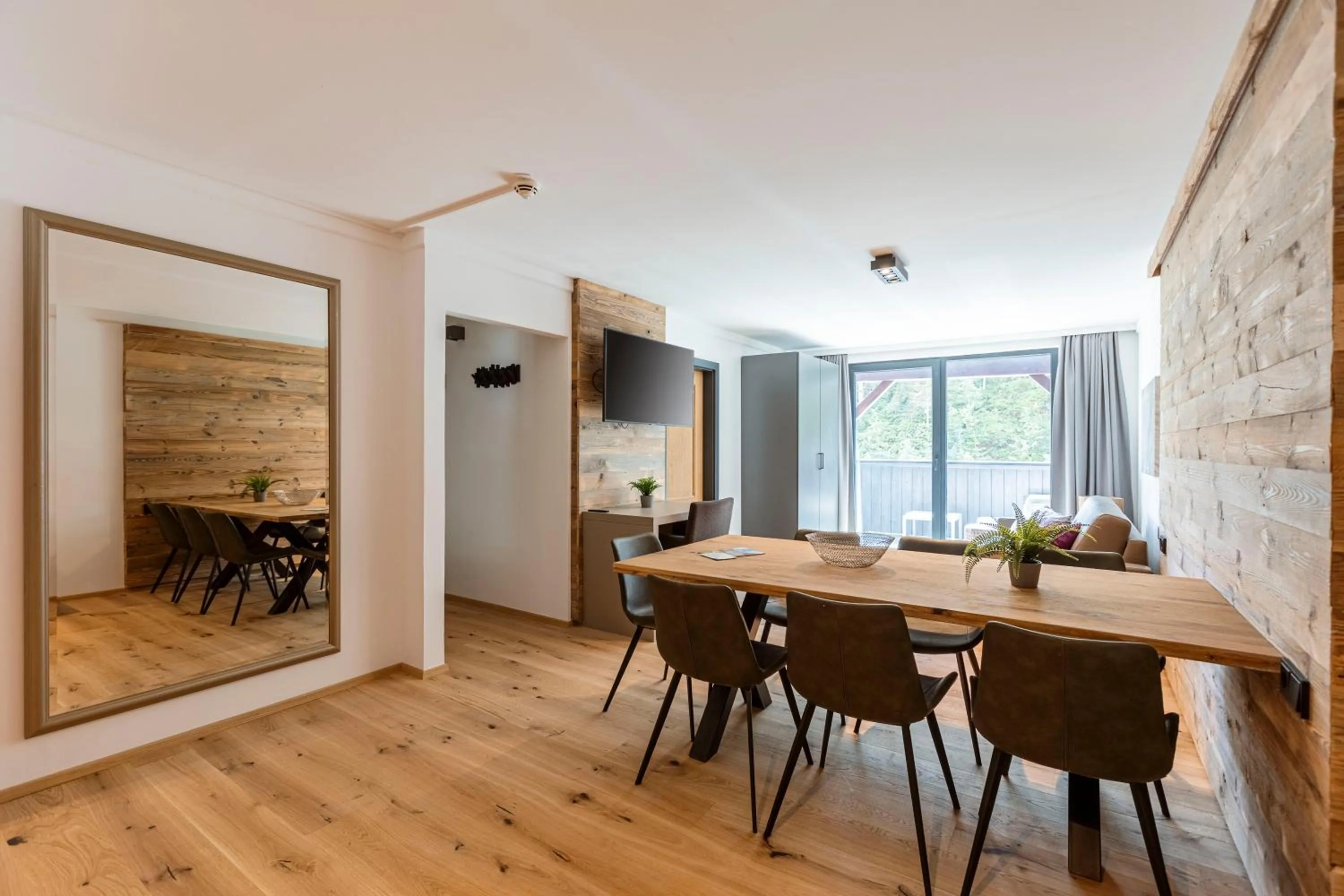 Living room in Saalbach Suites by ALPS RESORTS