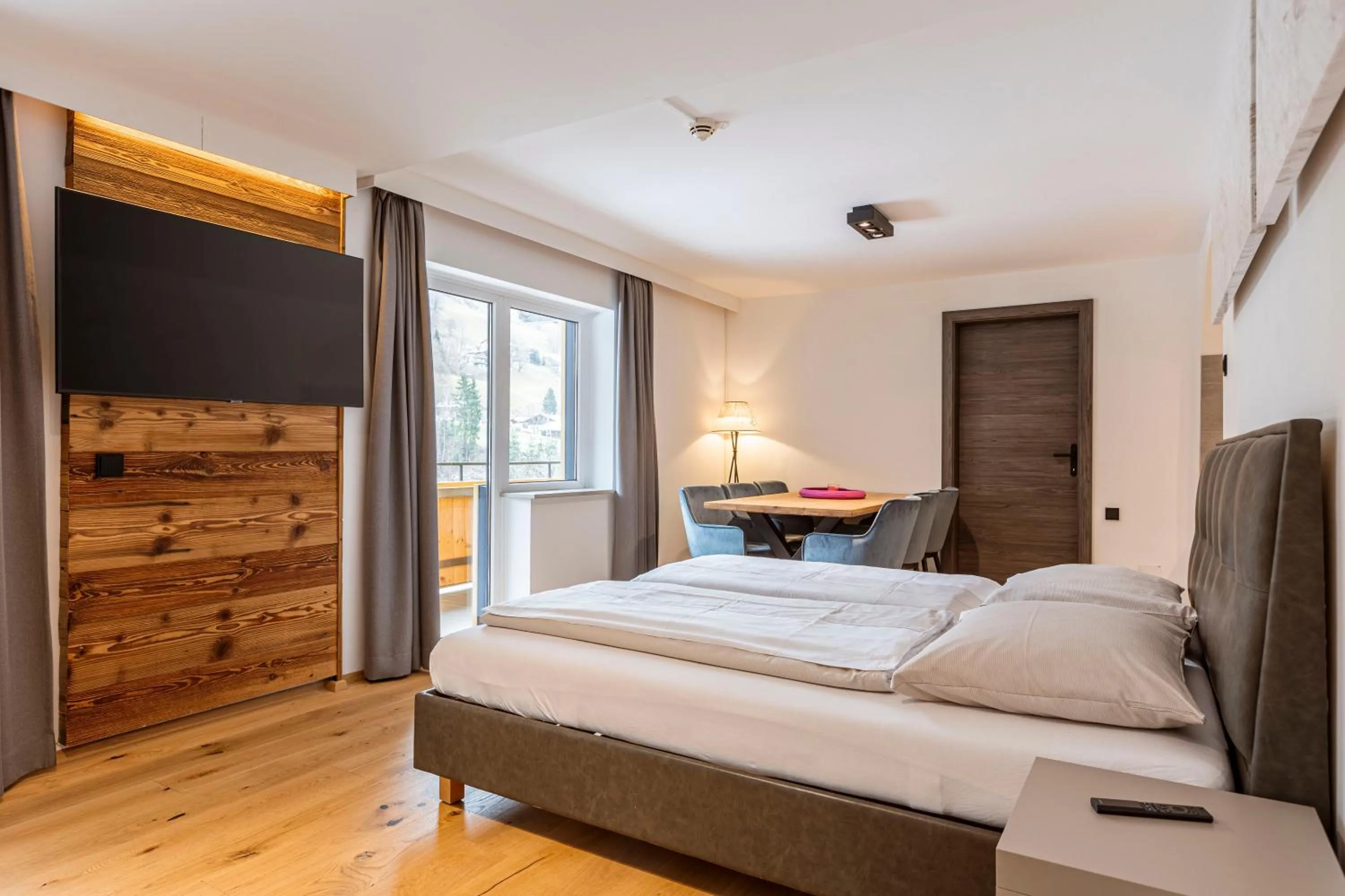 Bedroom, Bed in Saalbach Suites by ALPS RESORTS