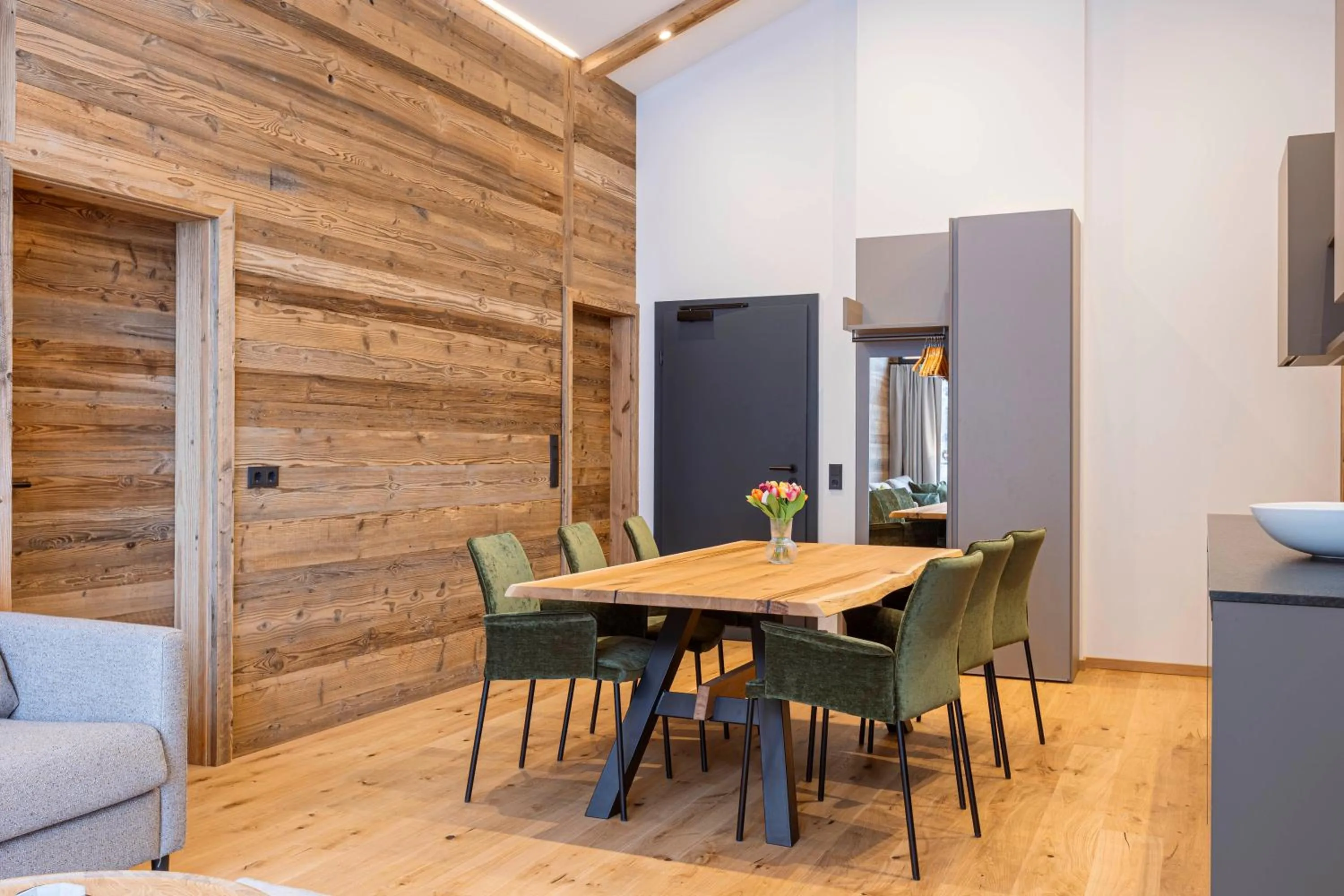 Living room in Saalbach Suites by ALPS RESORTS