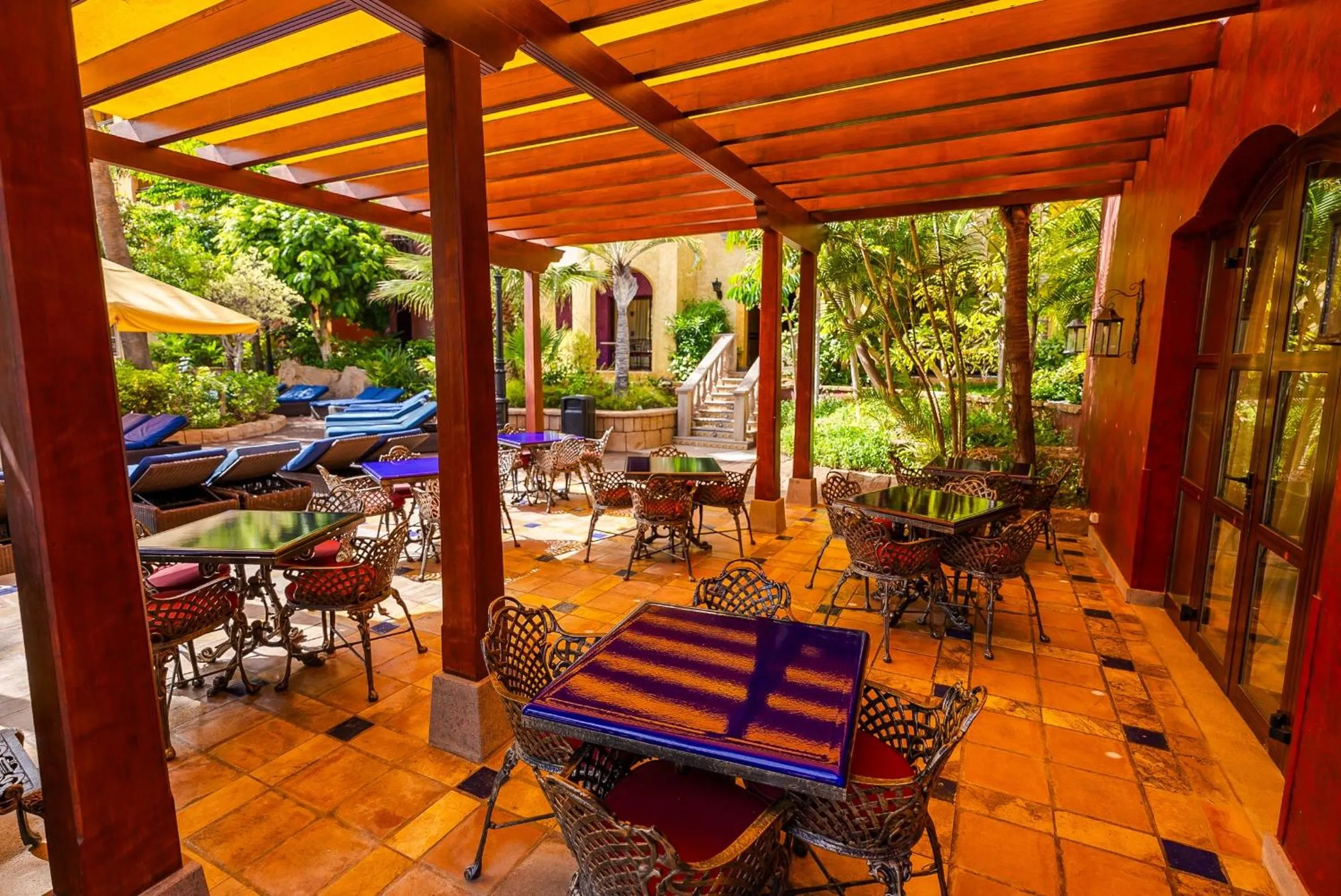 Garden in Europe Villa Cortes GL