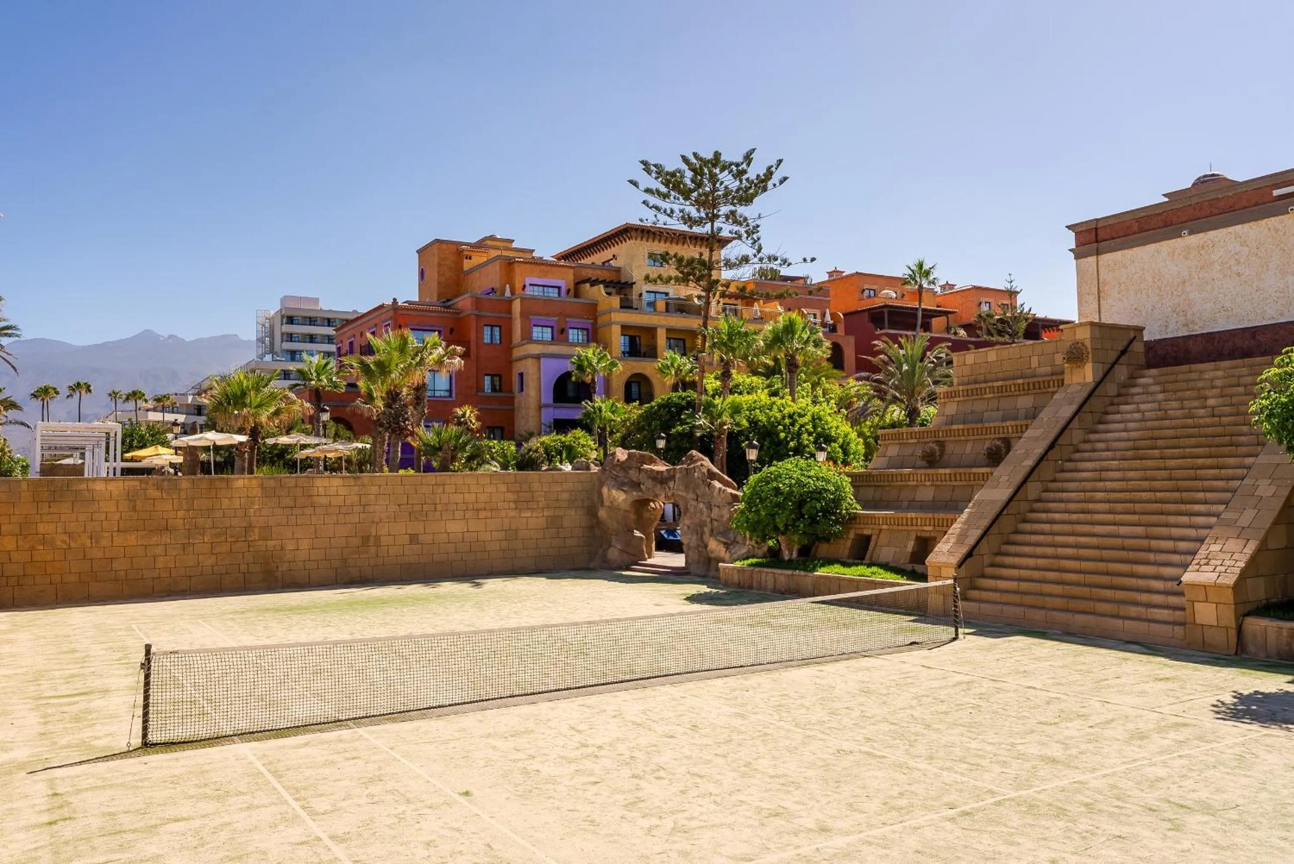 Sports in Europe Villa Cortes GL