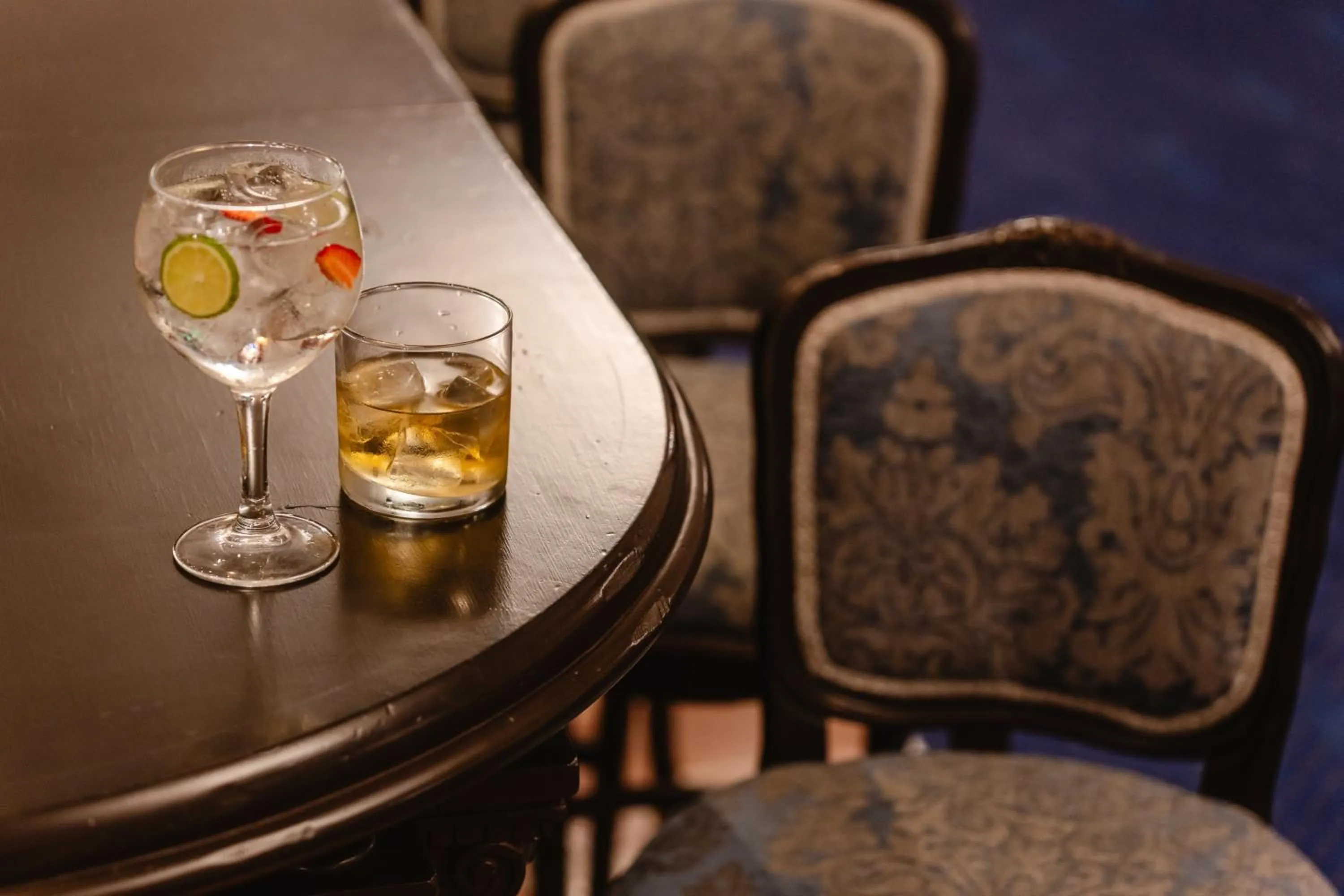 Drinks in Europe Villa Cortes GL