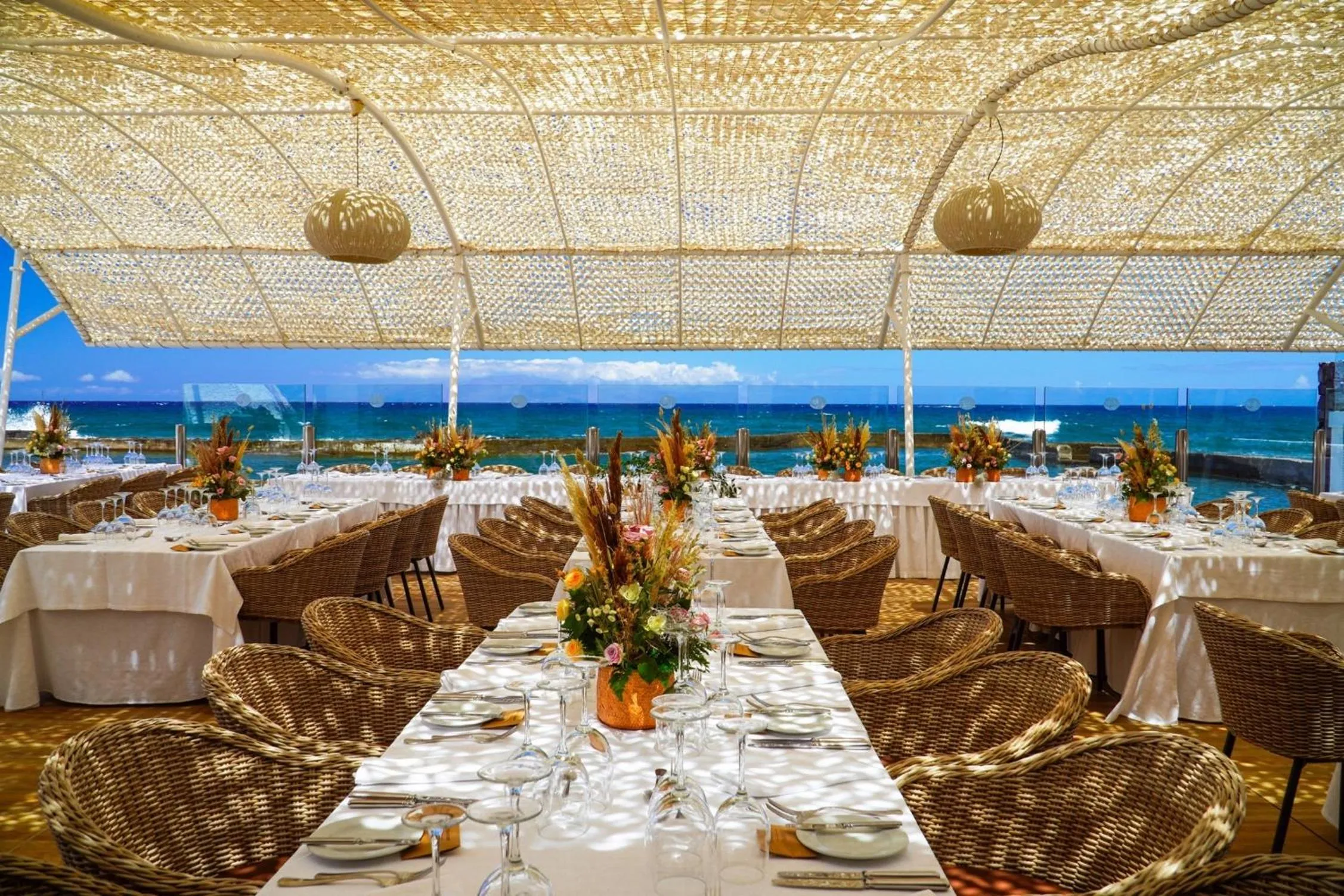 Restaurant/places to eat in Europe Villa Cortes GL