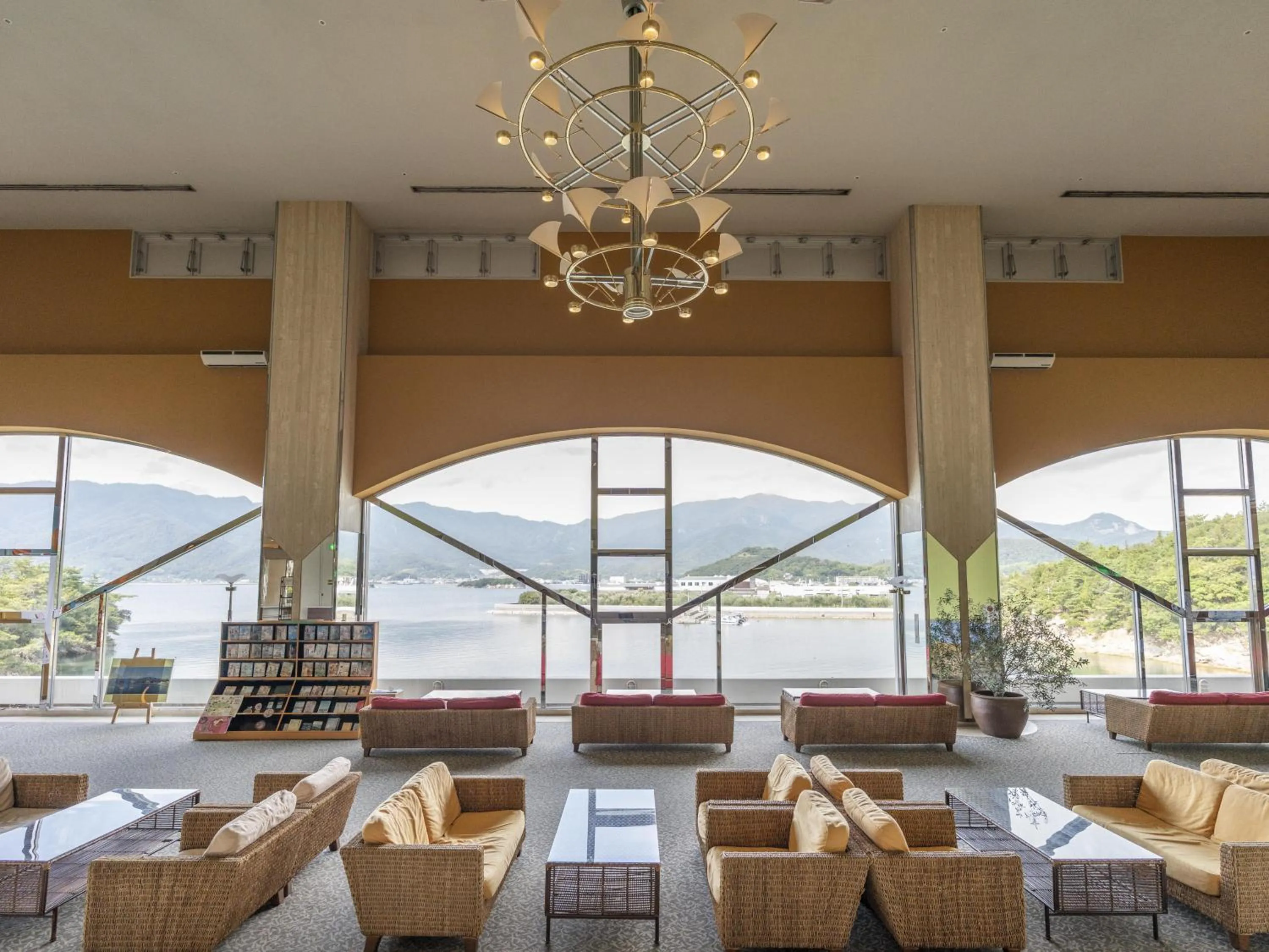 Lounge or bar in Bay Resort Hotel Shodoshima