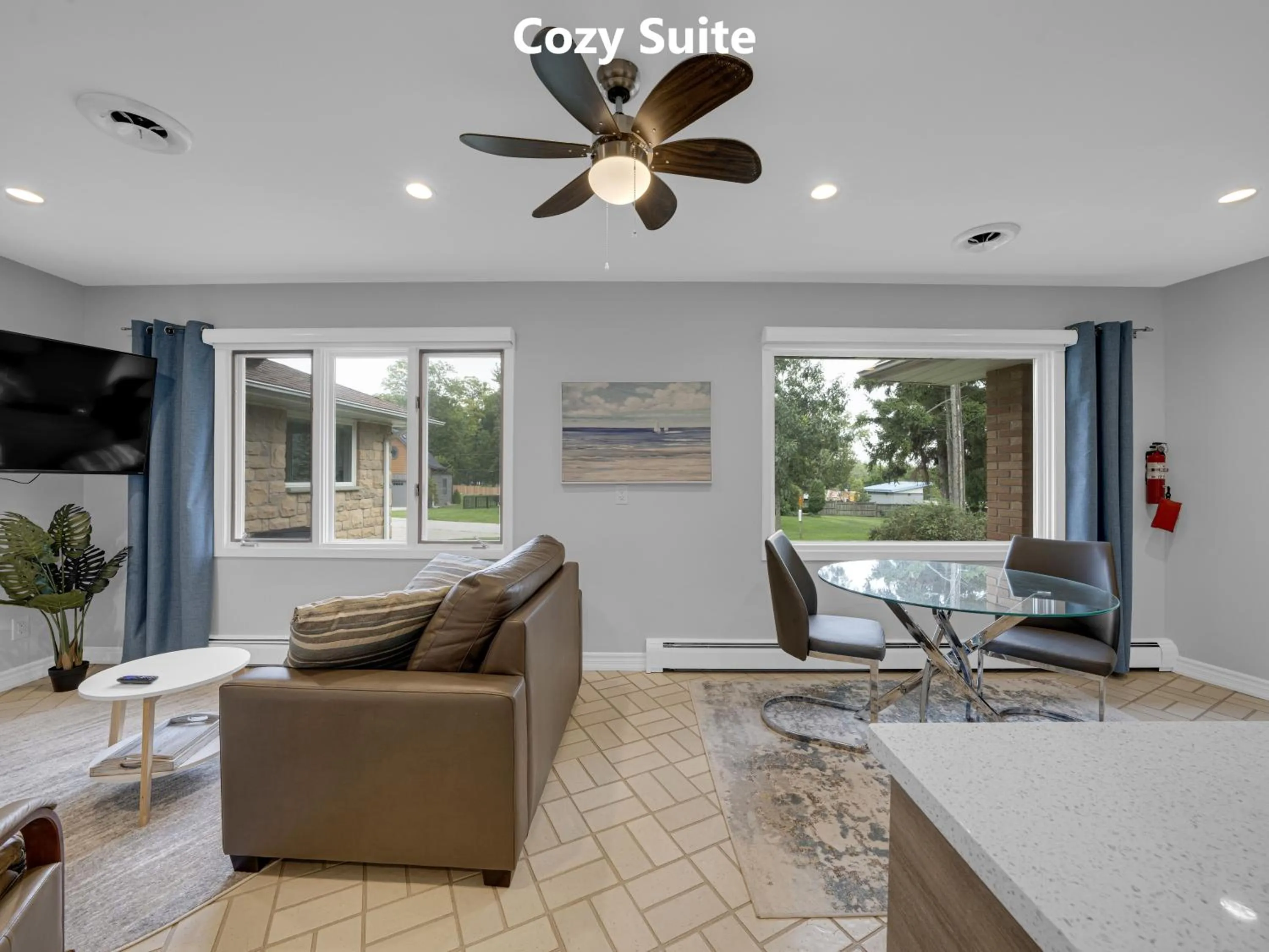 Living room in Coastal Suite #1 Cozy Suite #2 - Seacliff Beach Suites