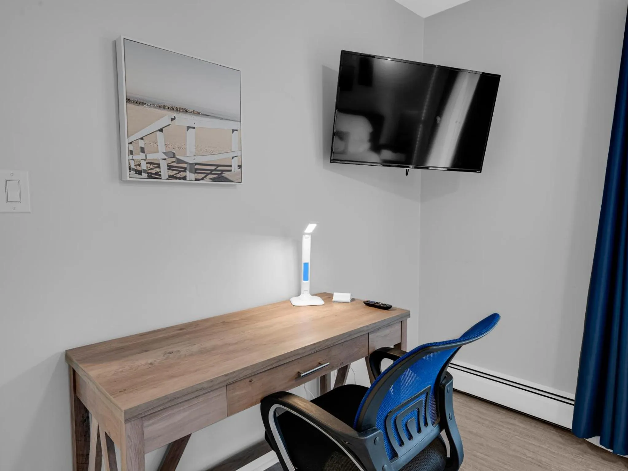 hair dresser in Coastal Suite #1 Cozy Suite #2 - Seacliff Beach Suites