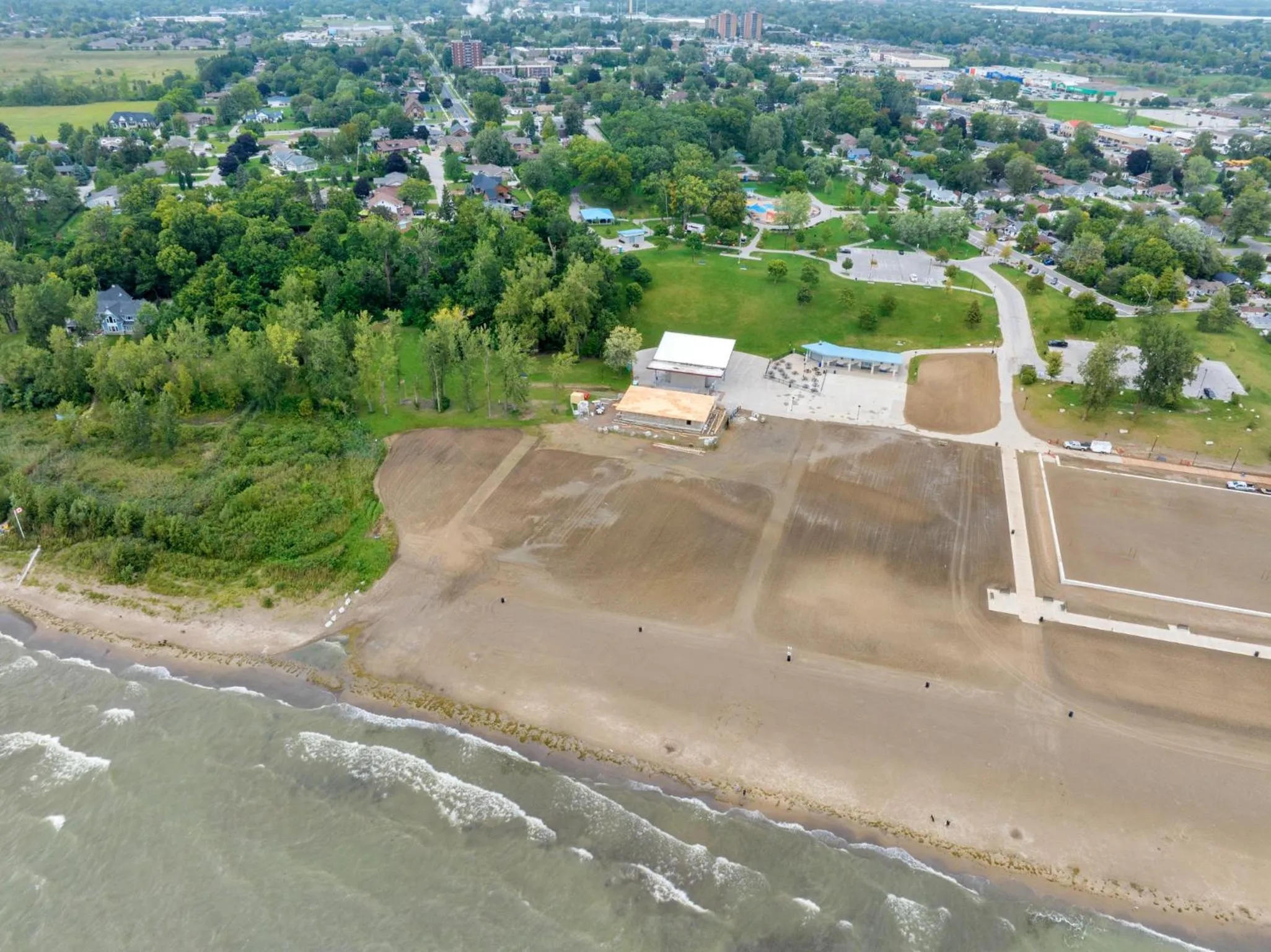 Beach in Coastal Suite #1 Cozy Suite #2 - Seacliff Beach Suites