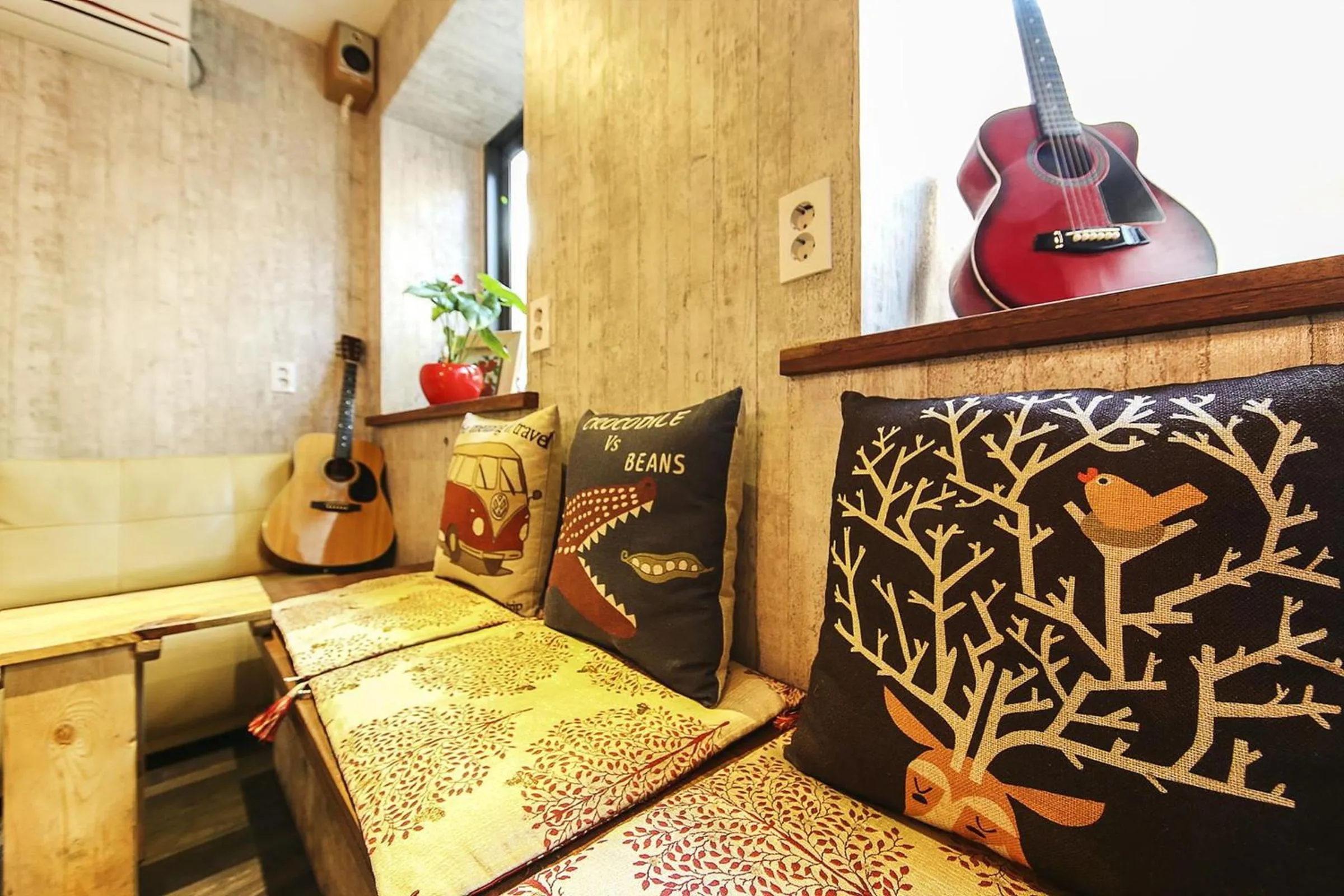 Lobby or reception in Fully Mini Hotel