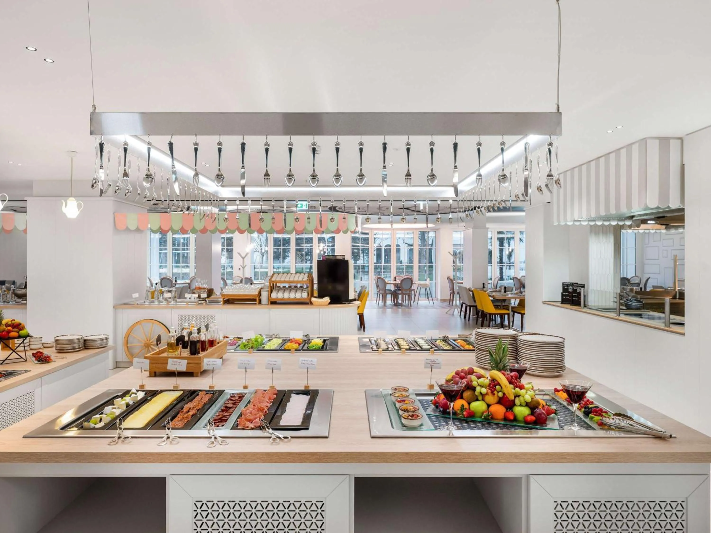 Restaurant/places to eat in Mövenpick Balaland Resort Lake Balaton