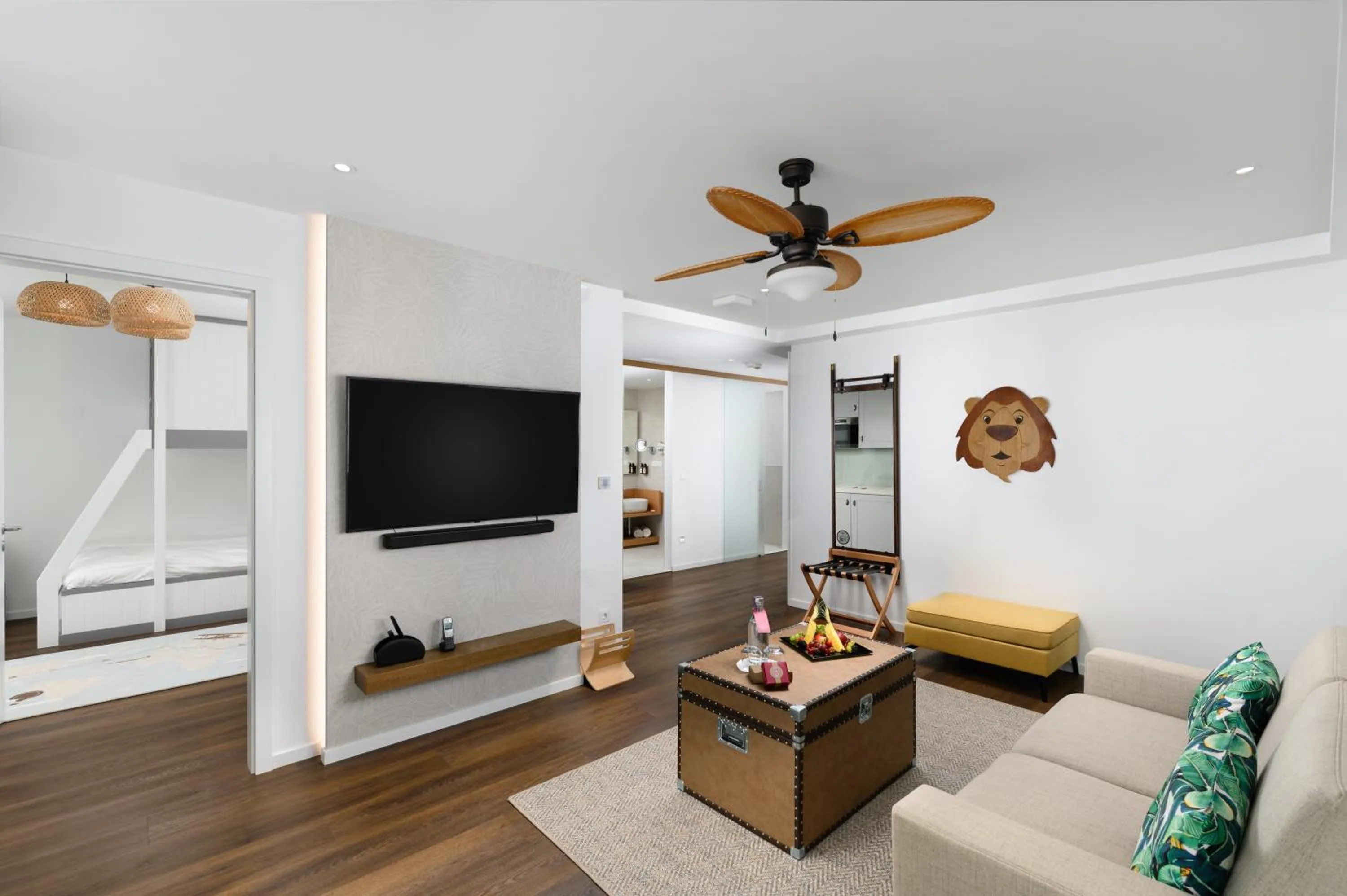 TV and multimedia in Mövenpick Balaland Resort Lake Balaton