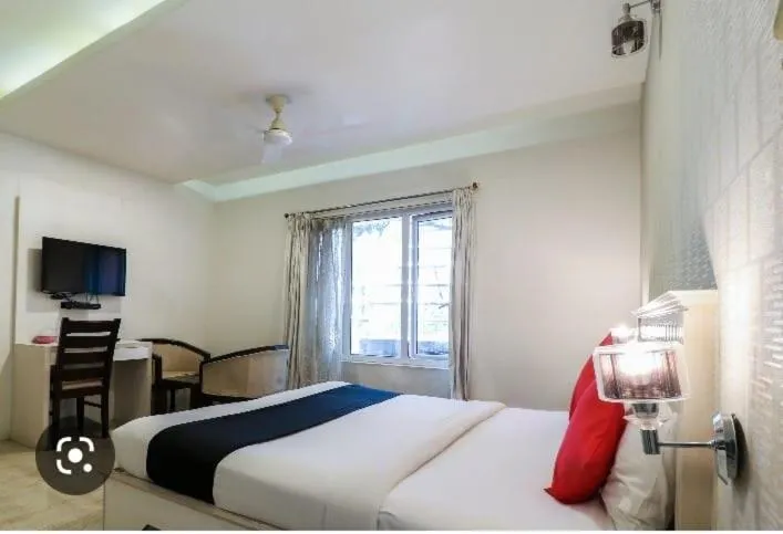 Bed in Royal shades kodihali