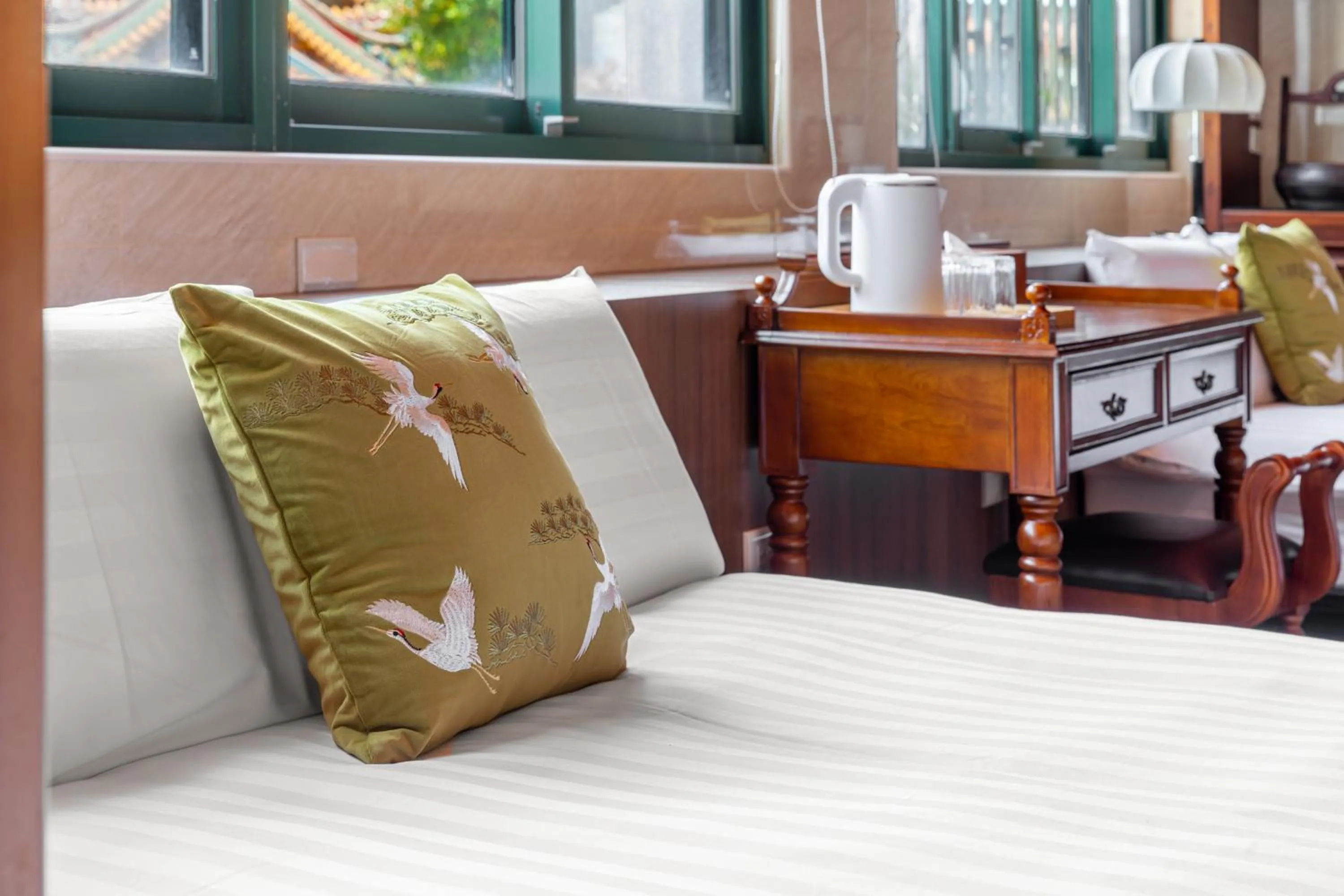 Bed in Jiufen The Dragon Smart Stay