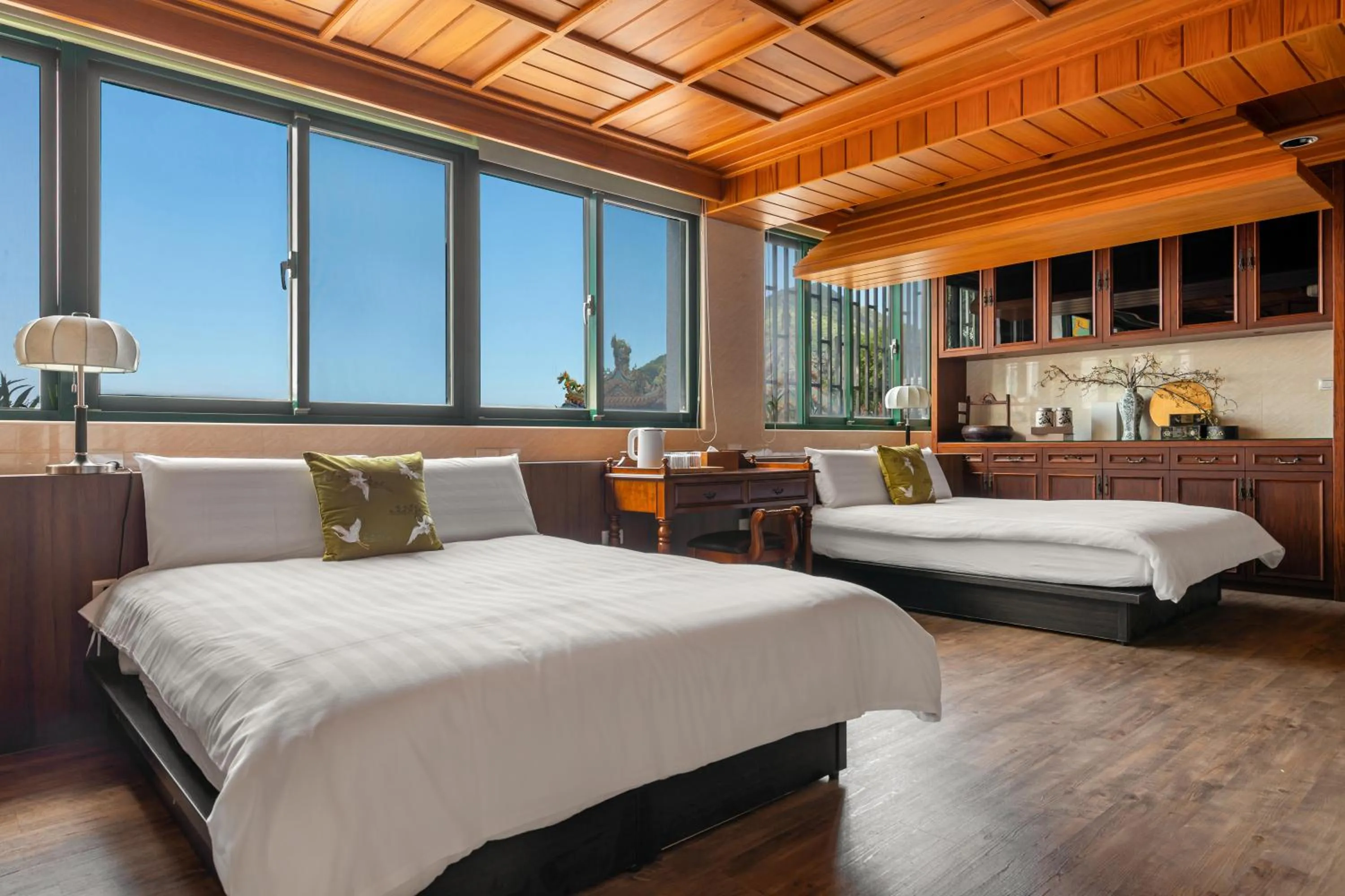 Bed in Jiufen The Dragon Smart Stay