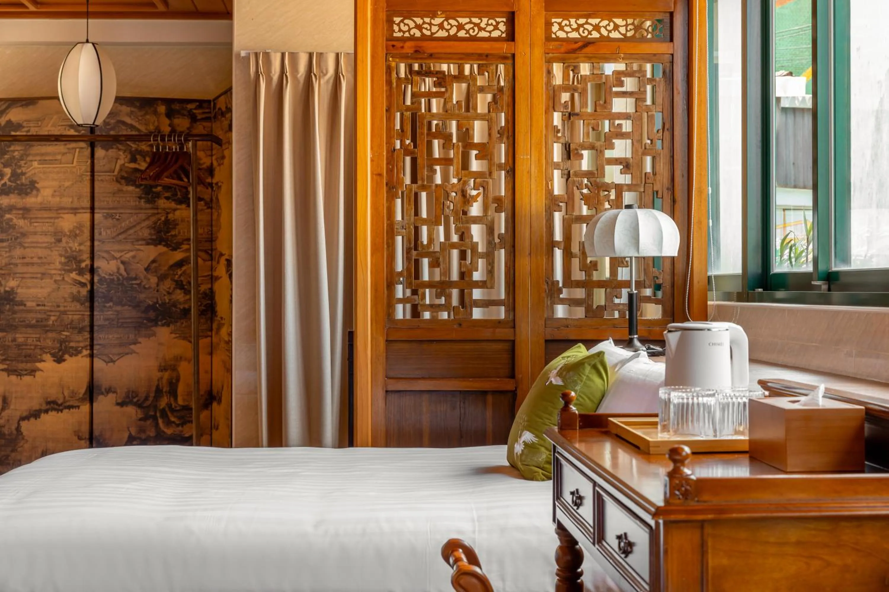 Bed in Jiufen The Dragon Smart Stay