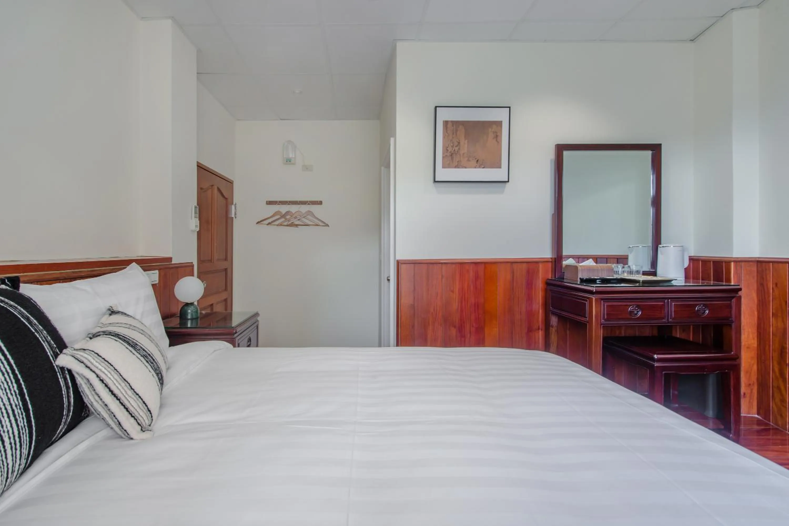 Bed in Jiufen The Dragon Smart Stay