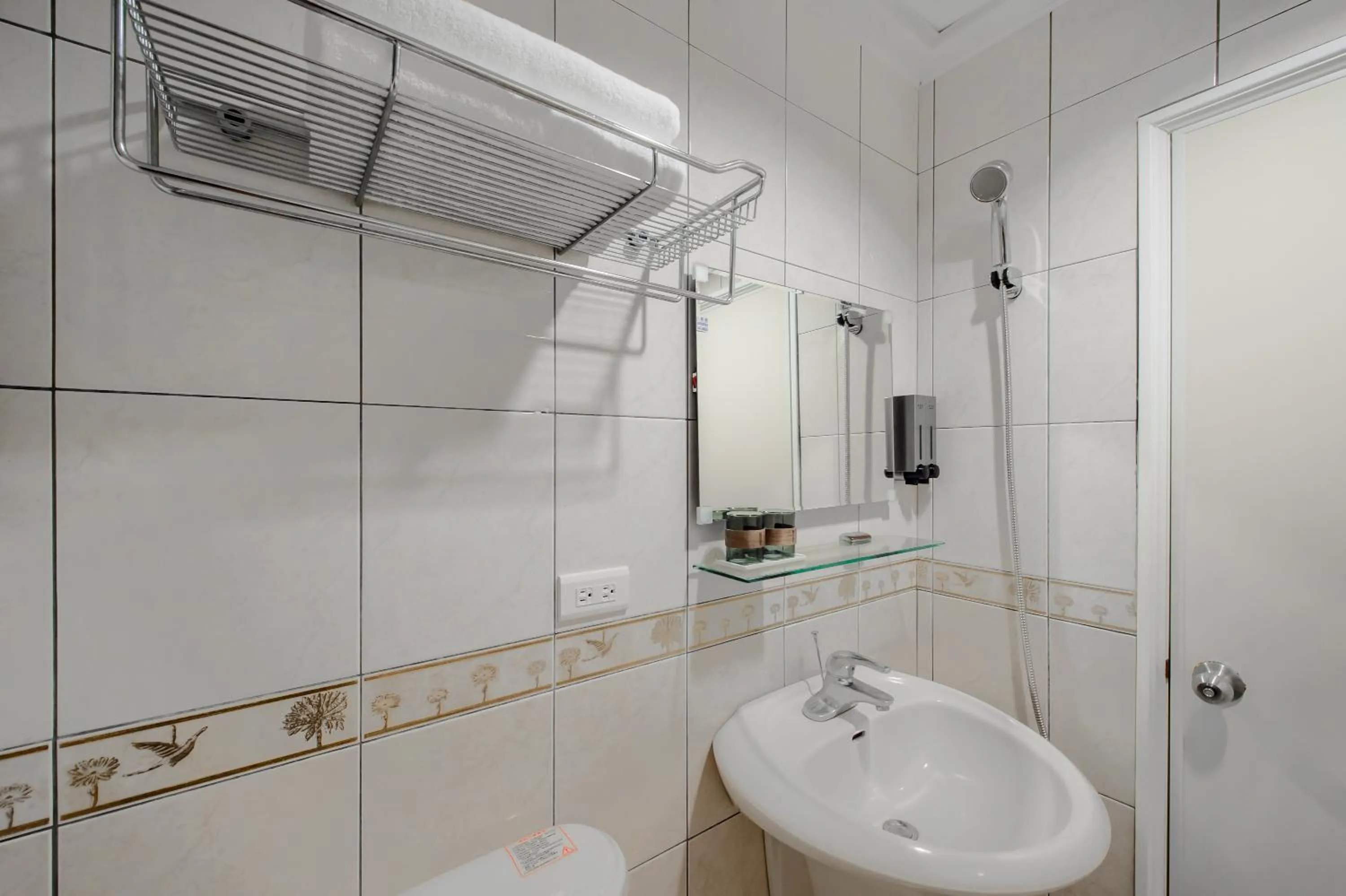 Bathroom in Jiufen The Dragon Smart Stay