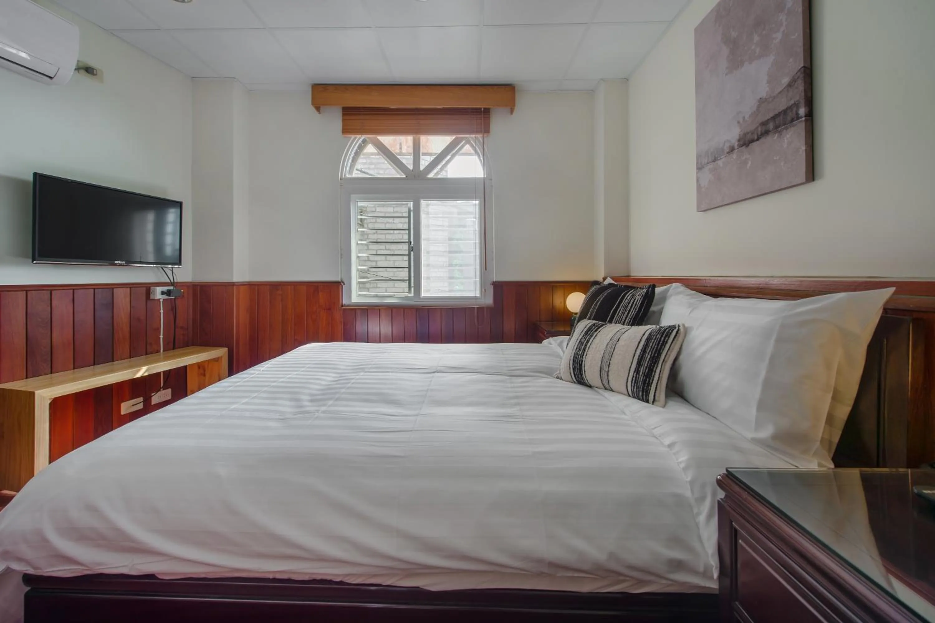 Photo of the whole room, Bed in Jiufen The Dragon Smart Stay