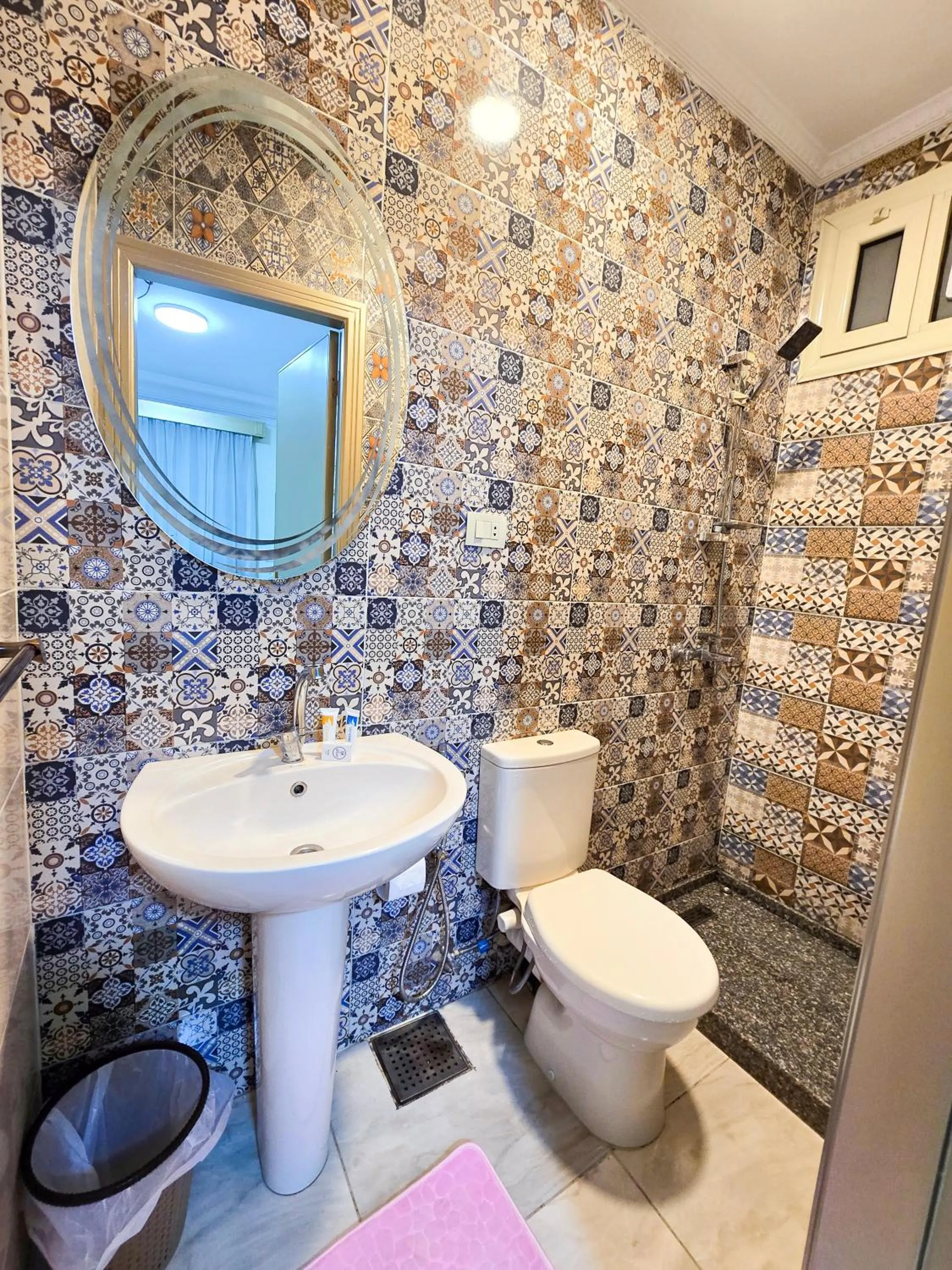 Bathroom in Afnan Cairo Airport