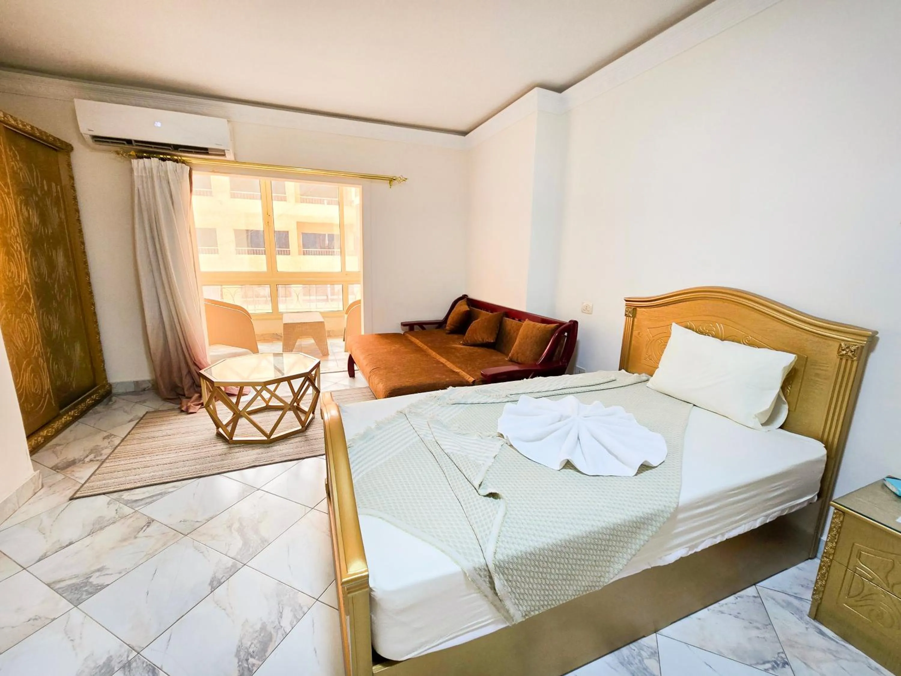 Bed in Afnan Cairo Airport