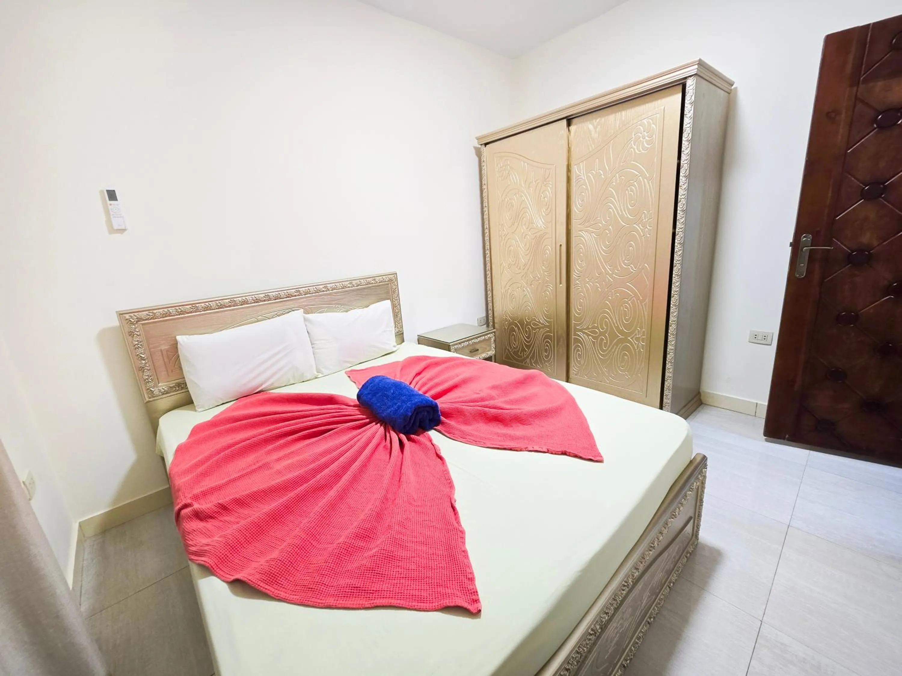 Bedroom, Bed in Afnan Cairo Airport