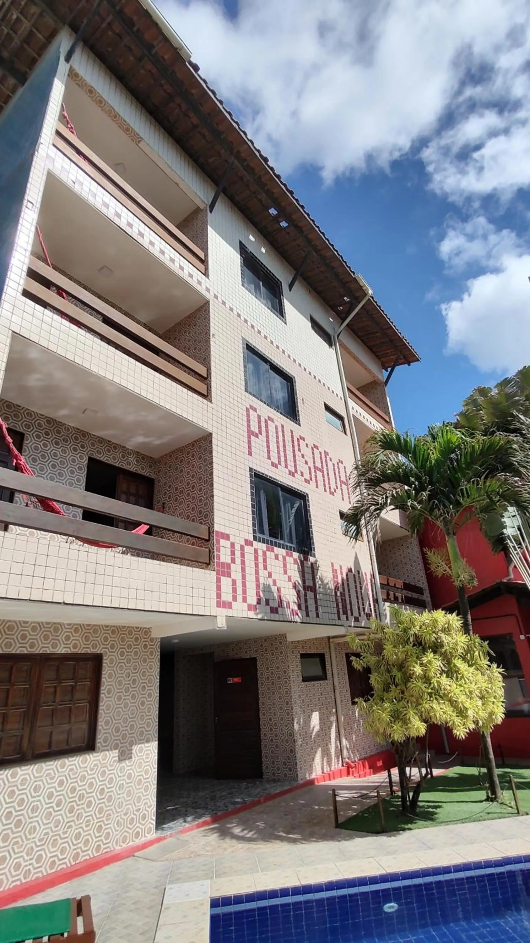 Property building in Hotel Pousada Bossa Nova