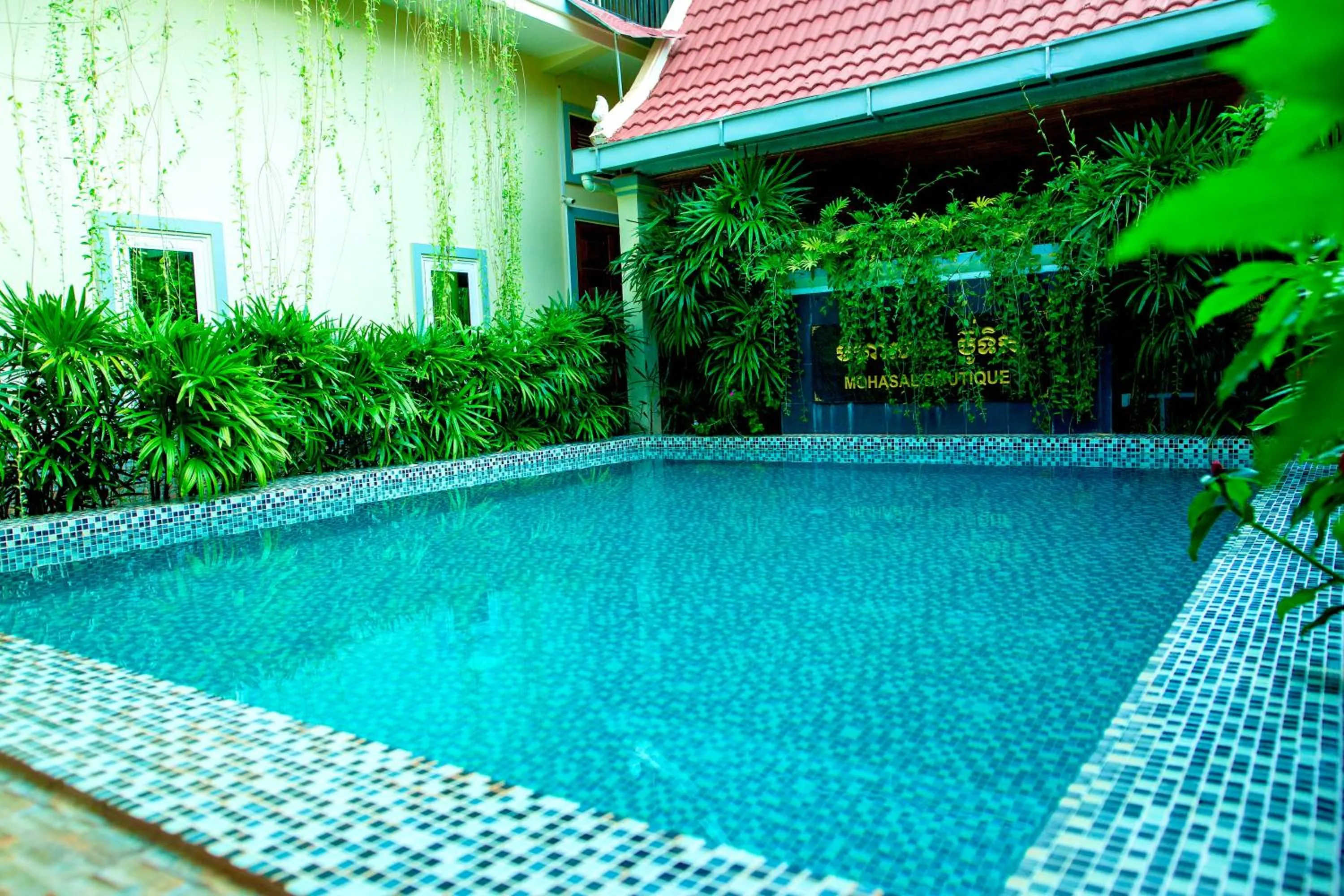 Swimming pool in Mohasal Angkor Boutique
