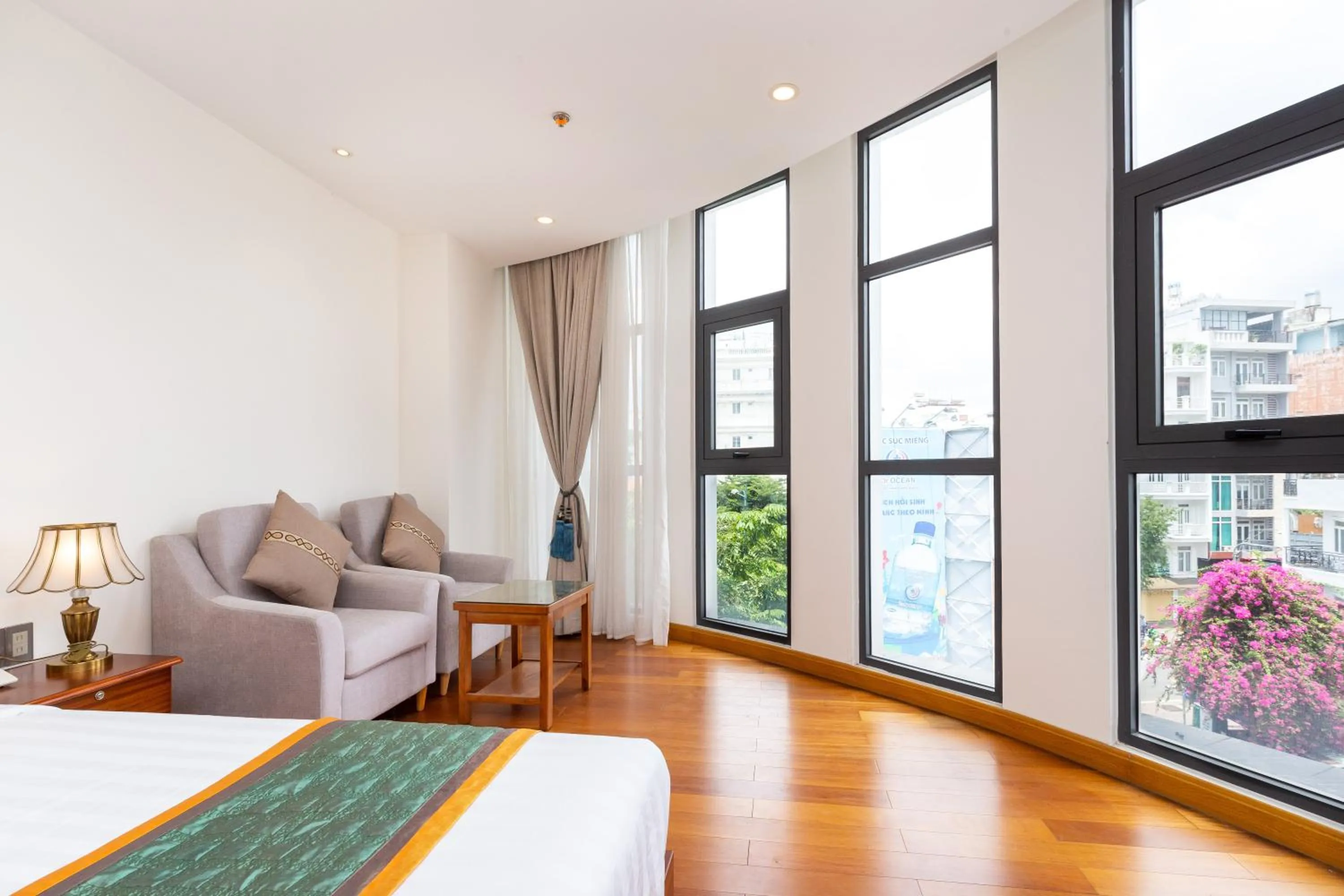 Living room in Silk Hong Ha airport hotel