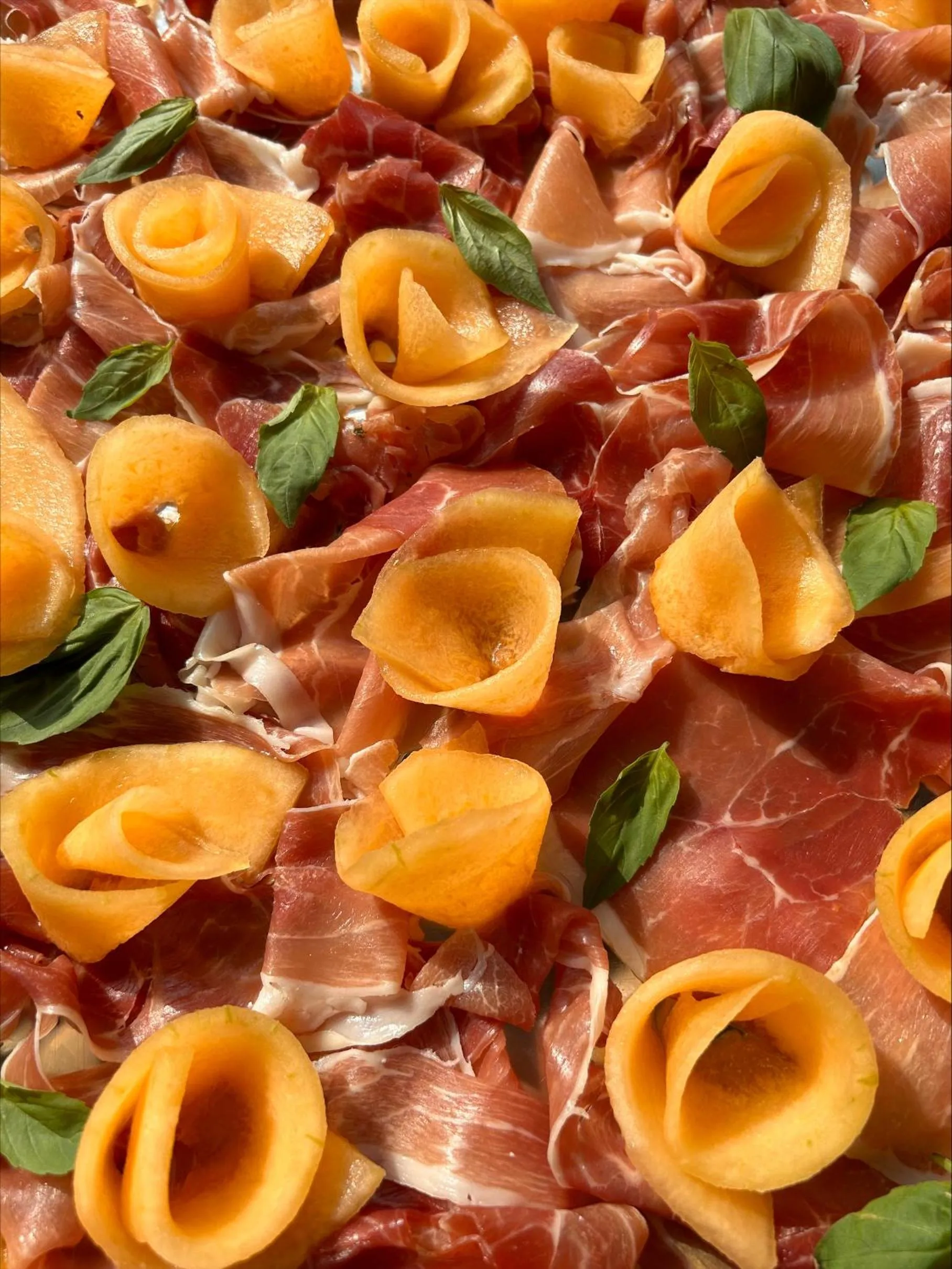 Food and drinks in Orange Hotel La Louvière