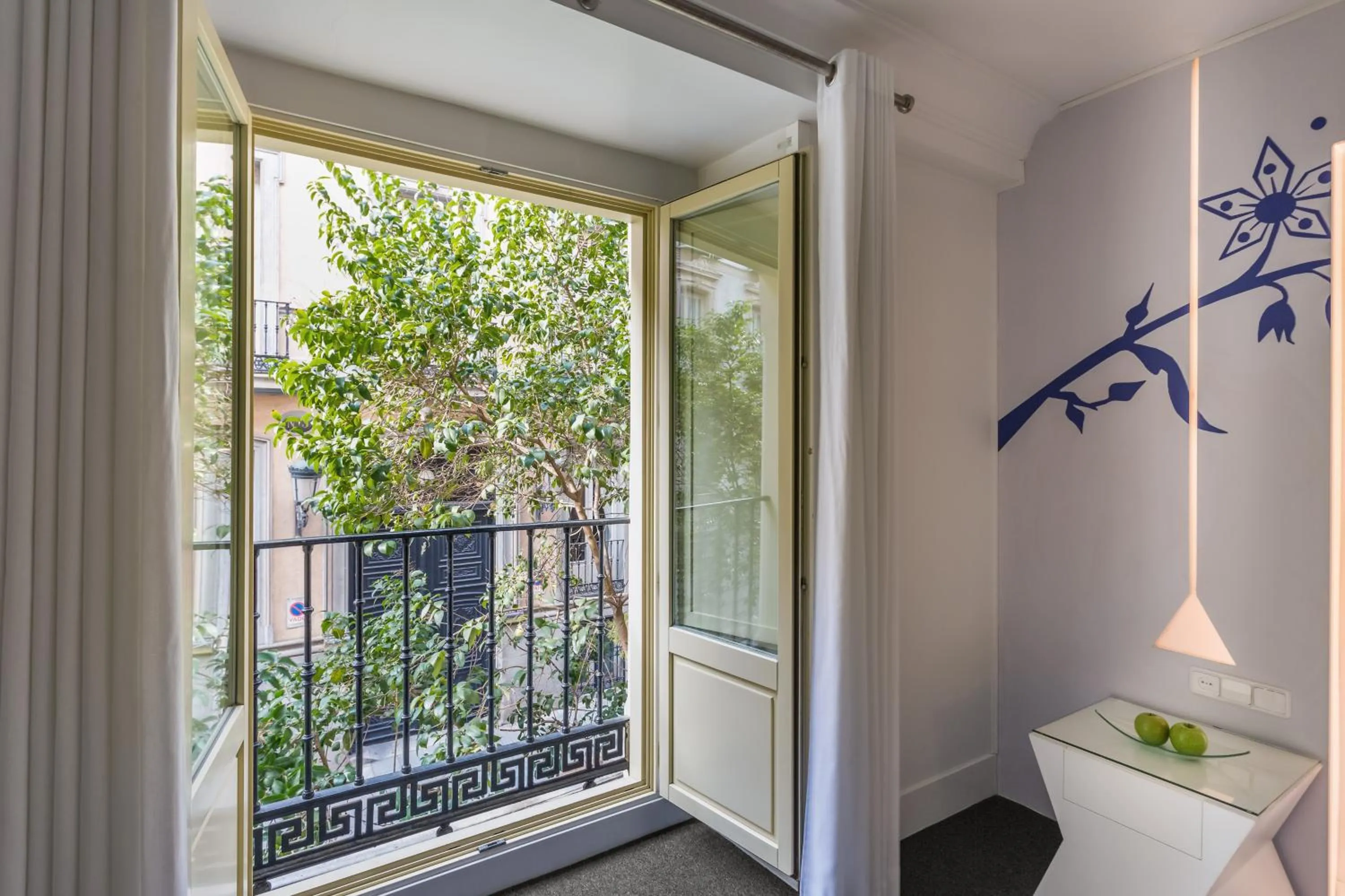 Balcony/Terrace in Room Mate Mario, Madrid