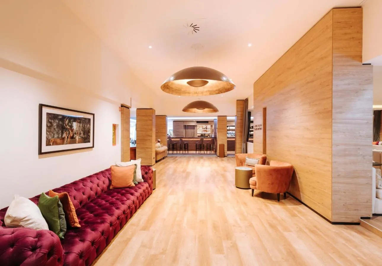 Lounge or bar in Valtur Cervinia Cristallo Ski Resort