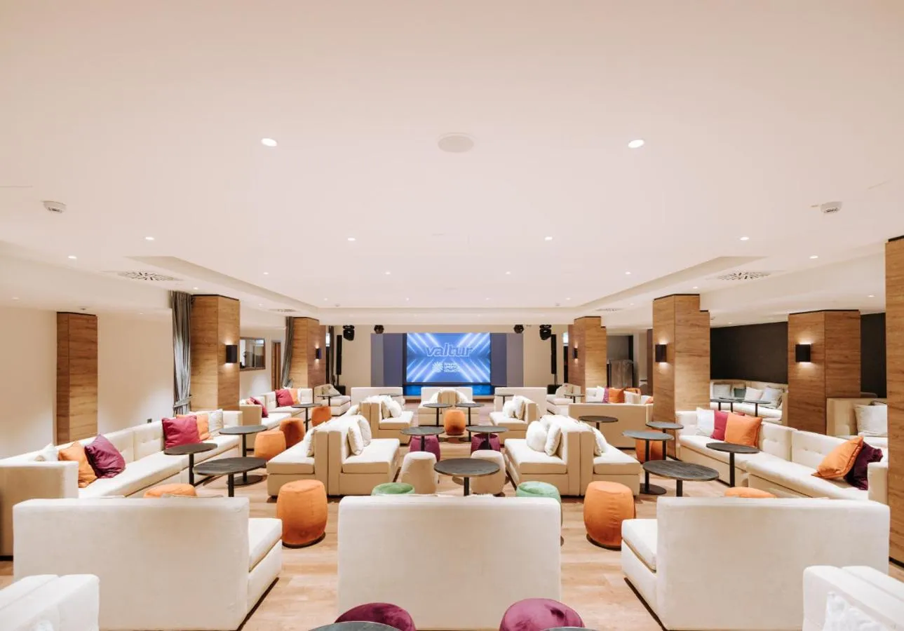 Entertainment in Valtur Cervinia Cristallo Ski Resort