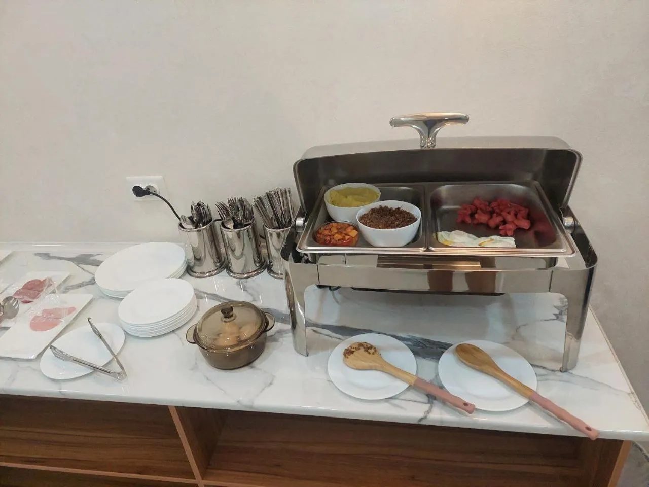 Breakfast in Jahongir Premium