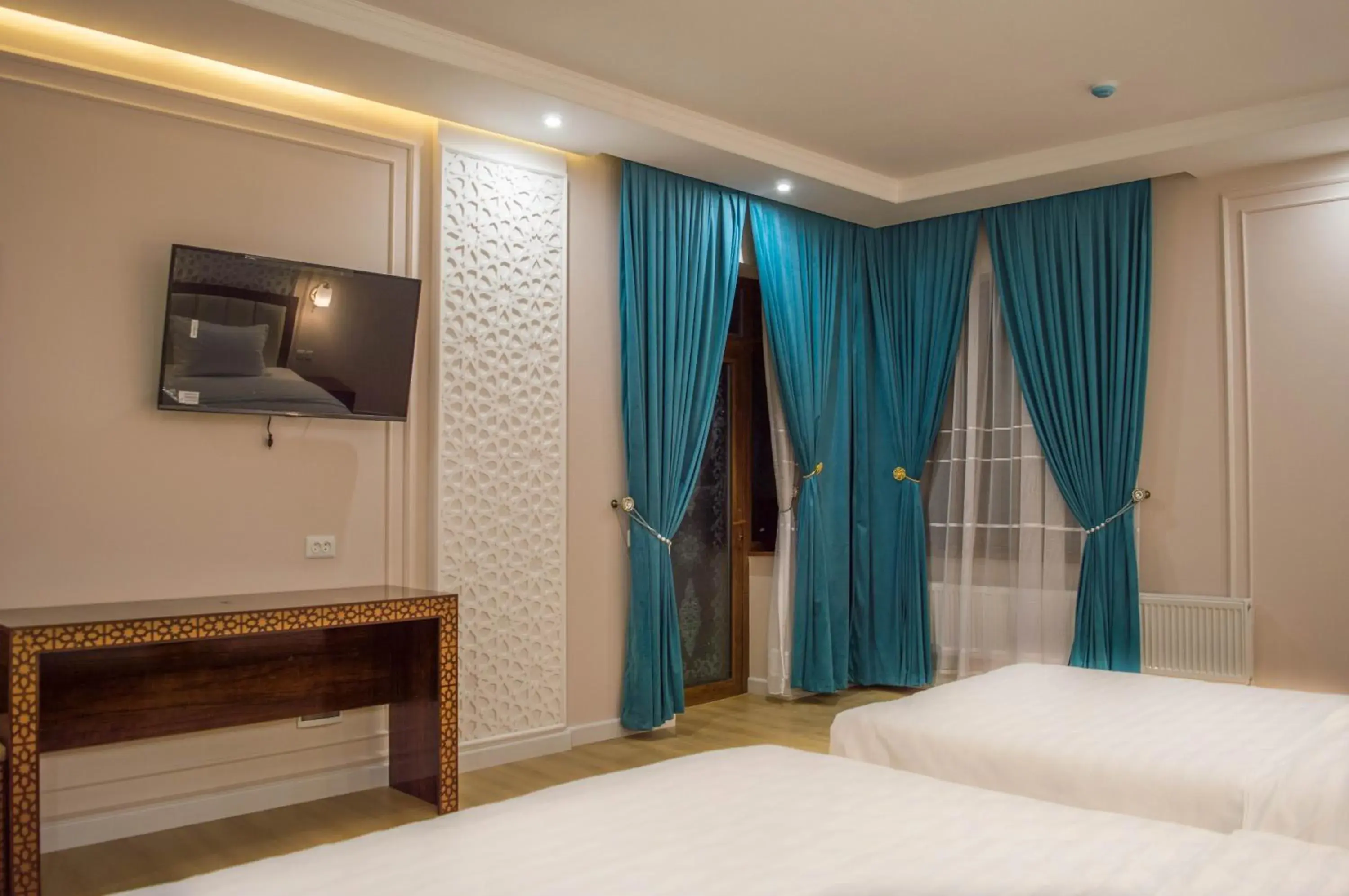 Deluxe Triple Room in Jahongir Premium Deluxe Triple Room in Jahongir Premium