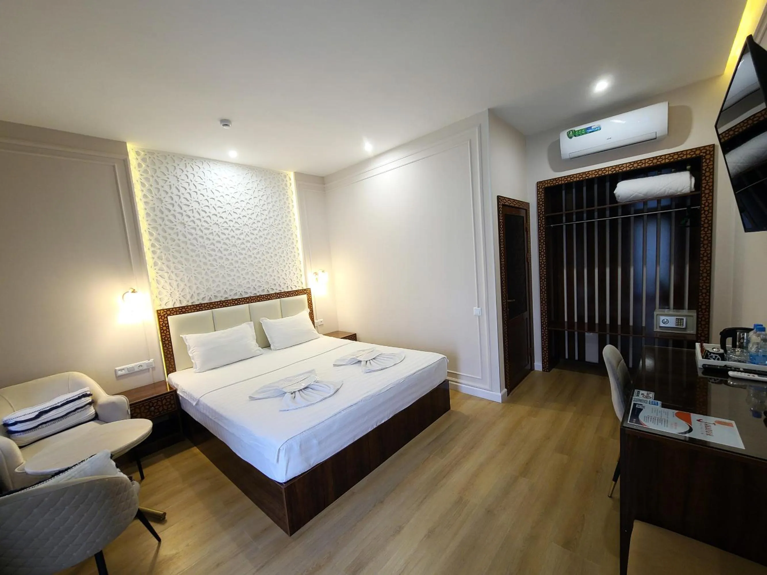 Bed in Jahongir Premium