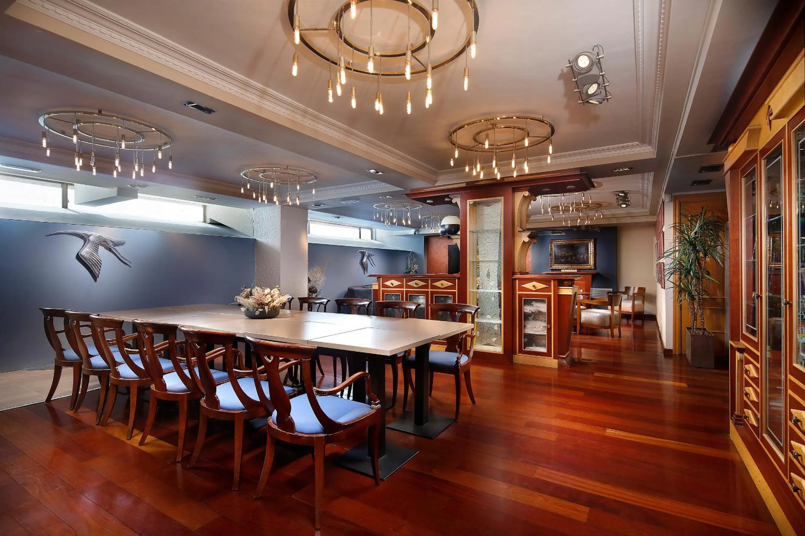 Living room in Apartaments-Hotel Hispanos 7 Suiza